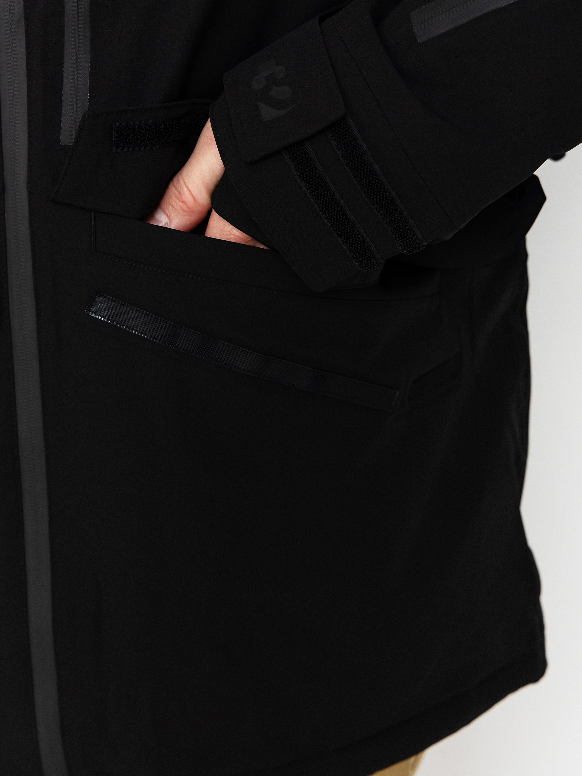 Pánska Snowboardová bunda ThirtyTwo Lashed Insulated (black)