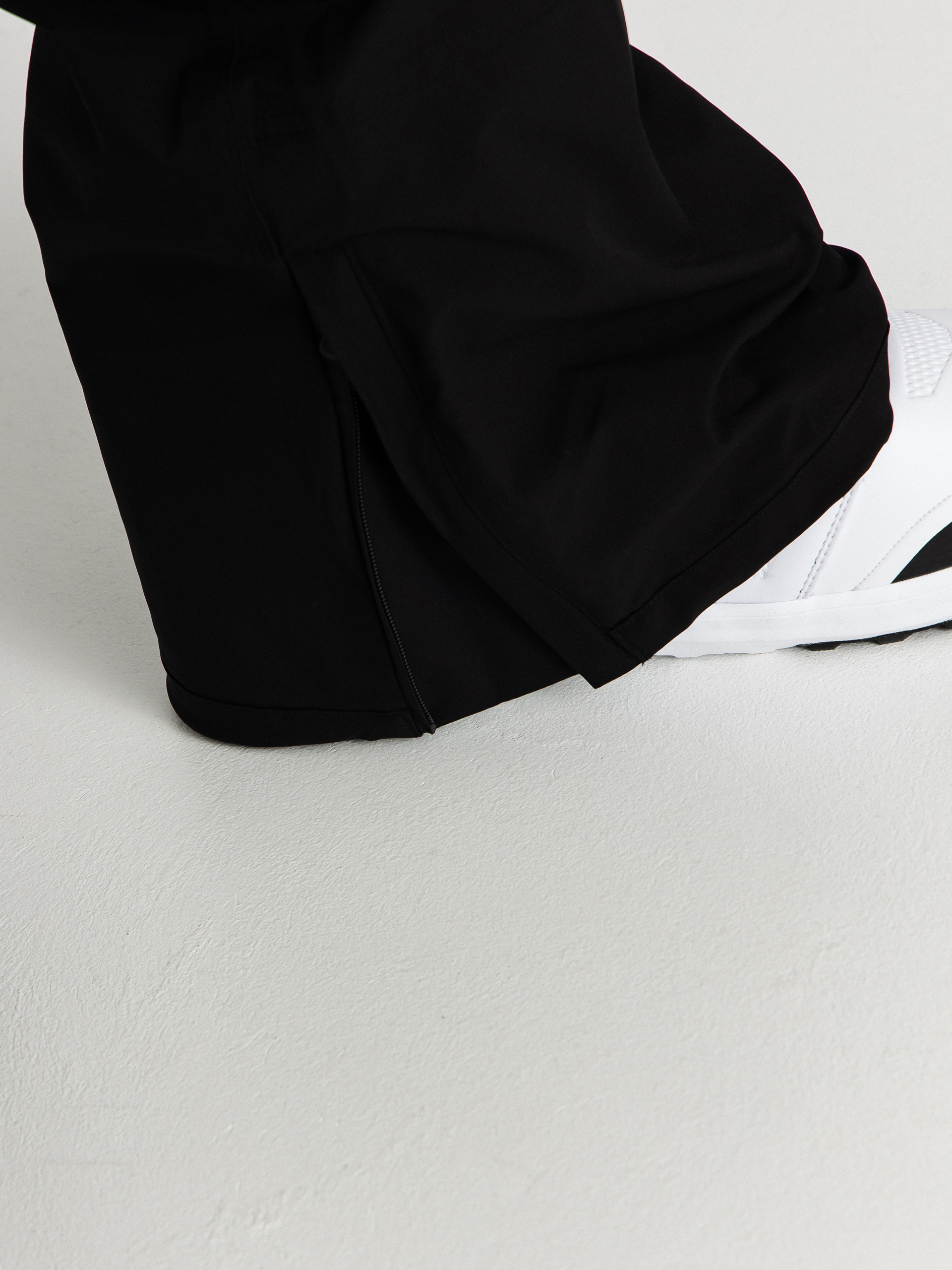 Pánske Snowboardové nohavice ThirtyTwo Basement Bib (black)