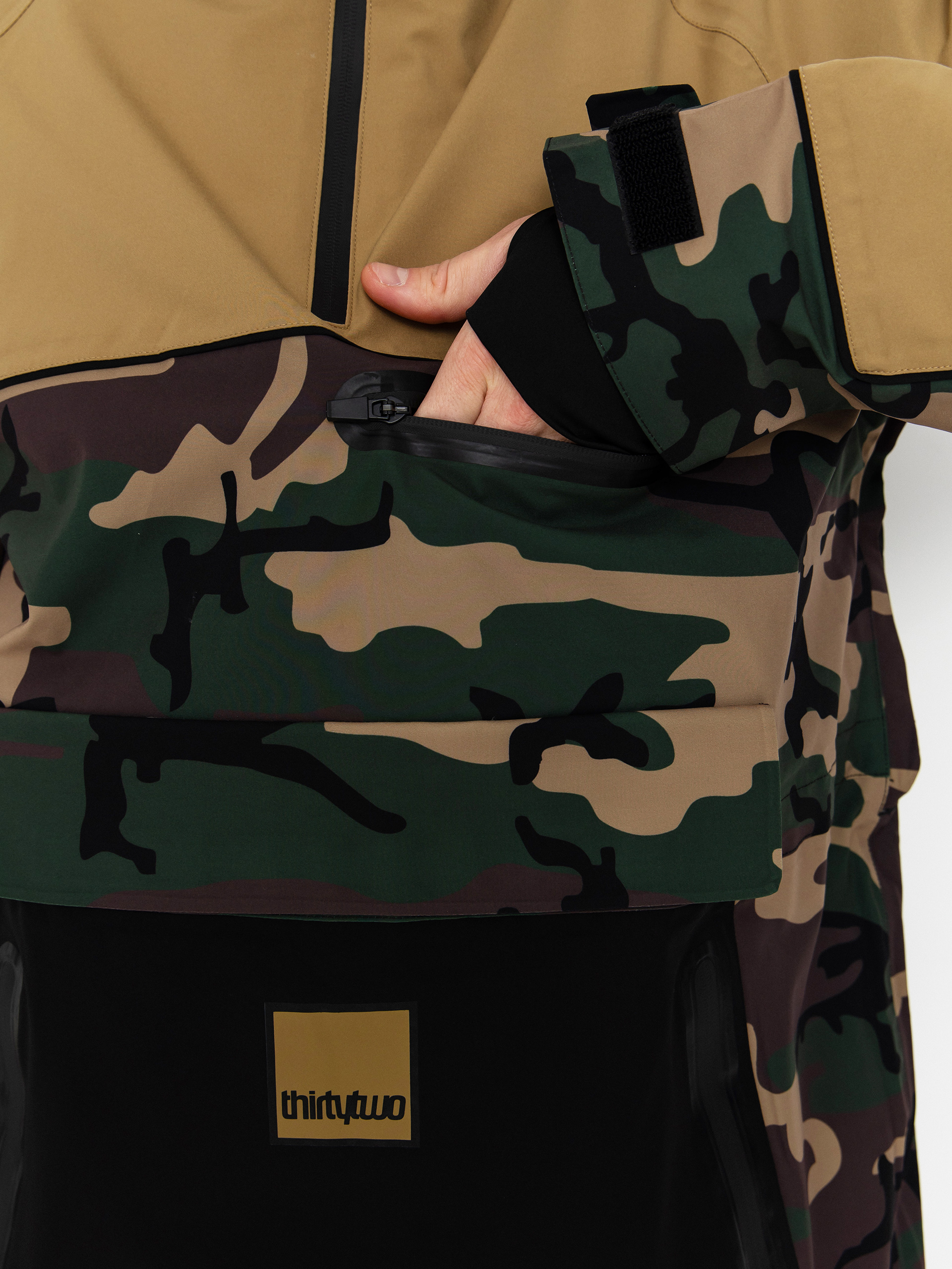Pánska Snowboardová bunda ThirtyTwo Light Anorak (camo)