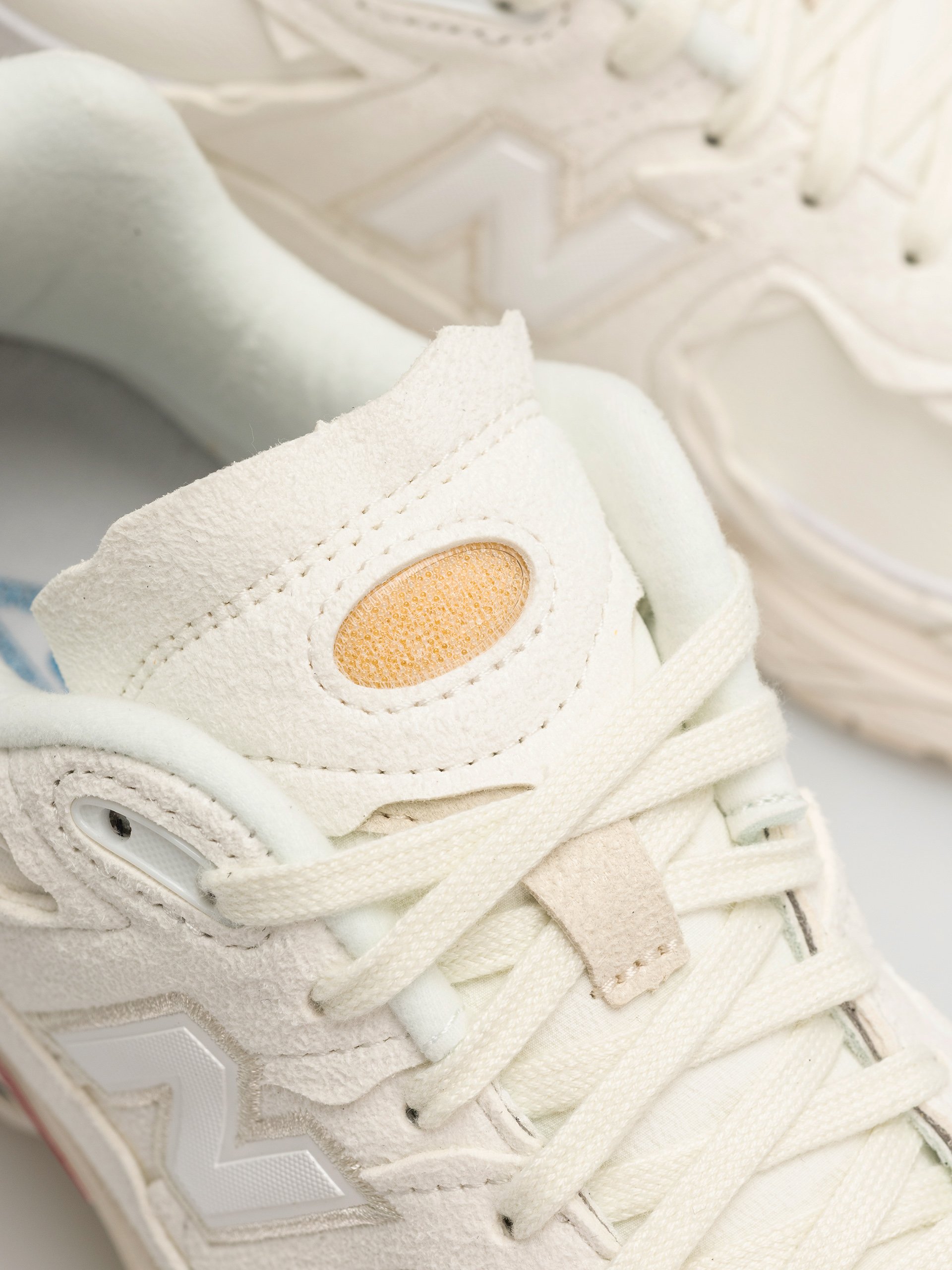 Topánky New Balance 2002 (white)
