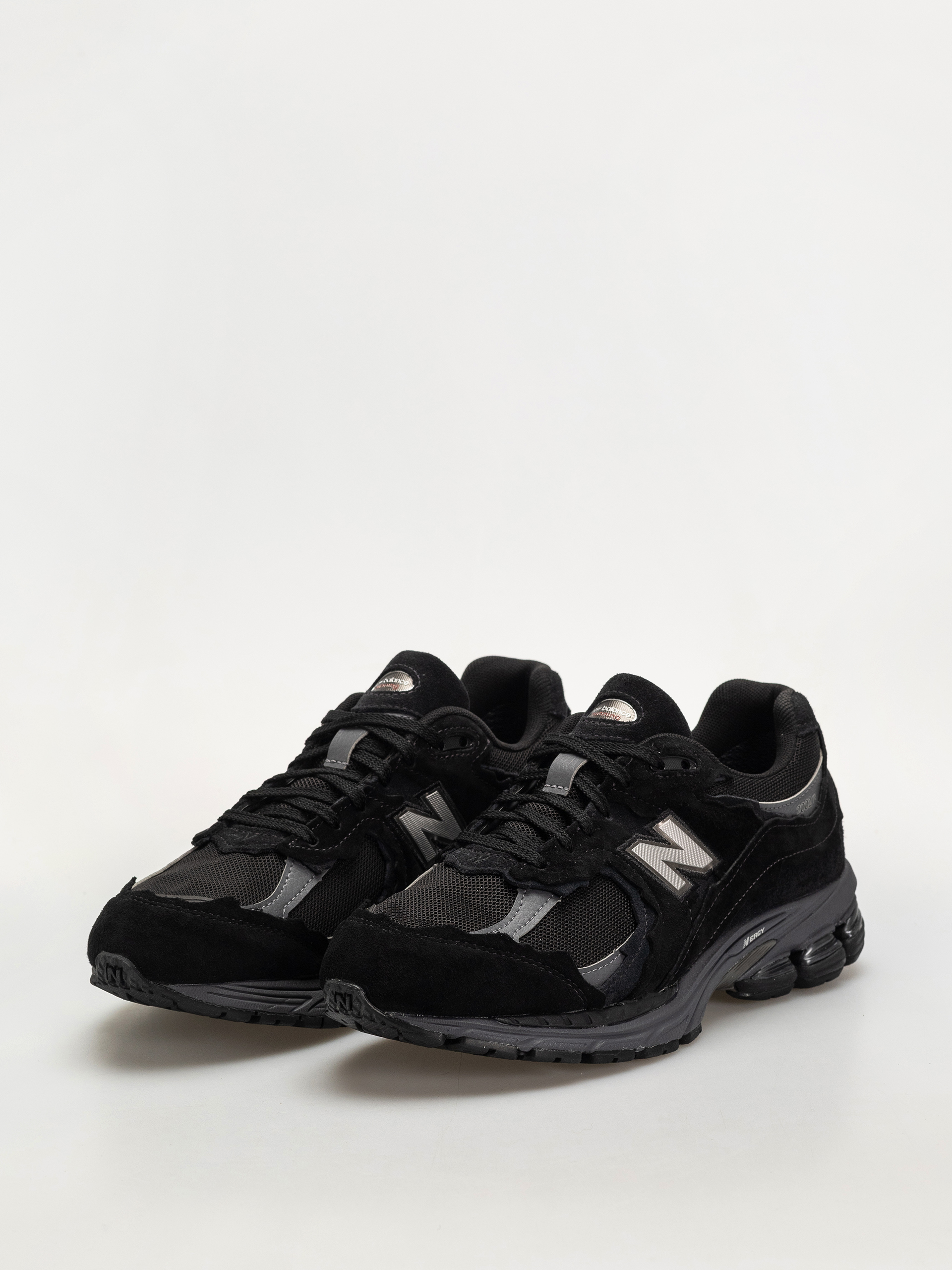 Topánky New Balance 2002 (black/magnet)