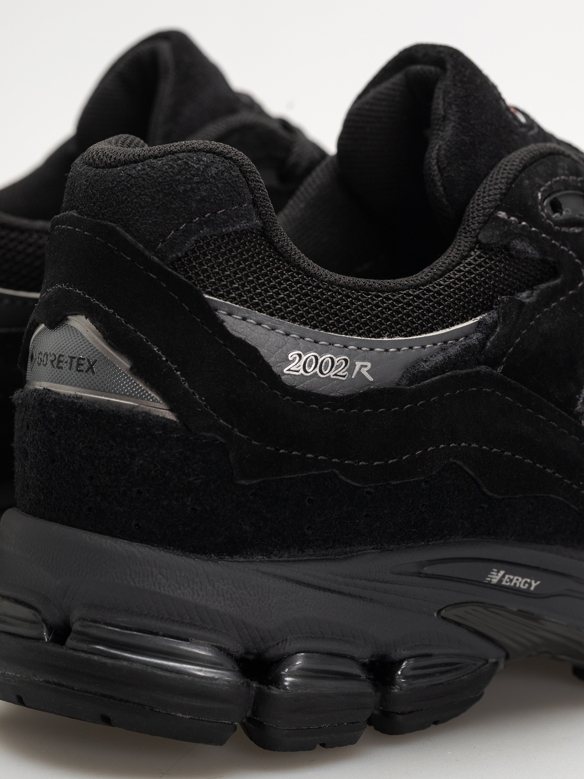 Topánky New Balance 2002 (black/magnet)