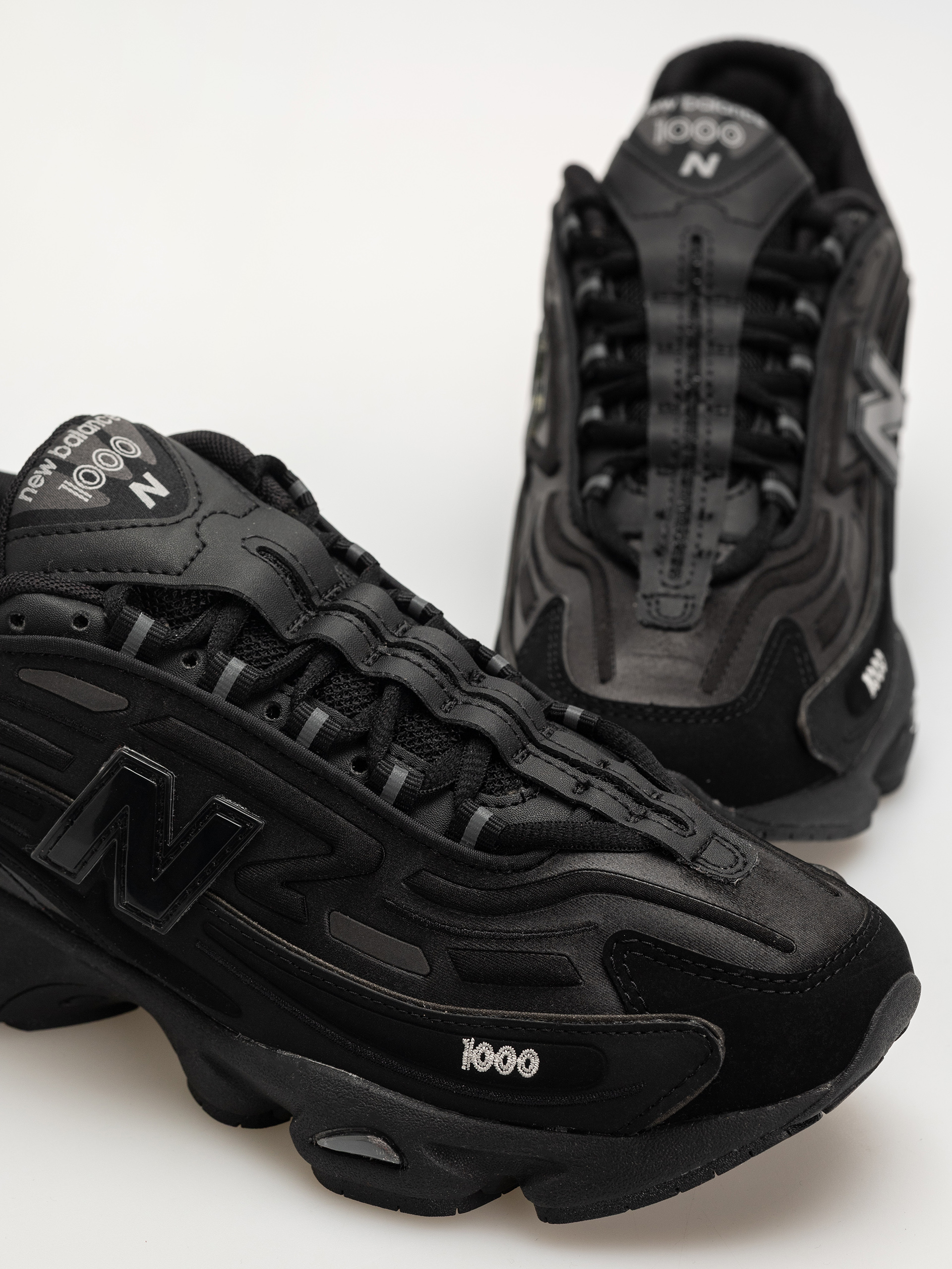 Topánky New Balance 1000 (black/black metallic/light gold metallic b)