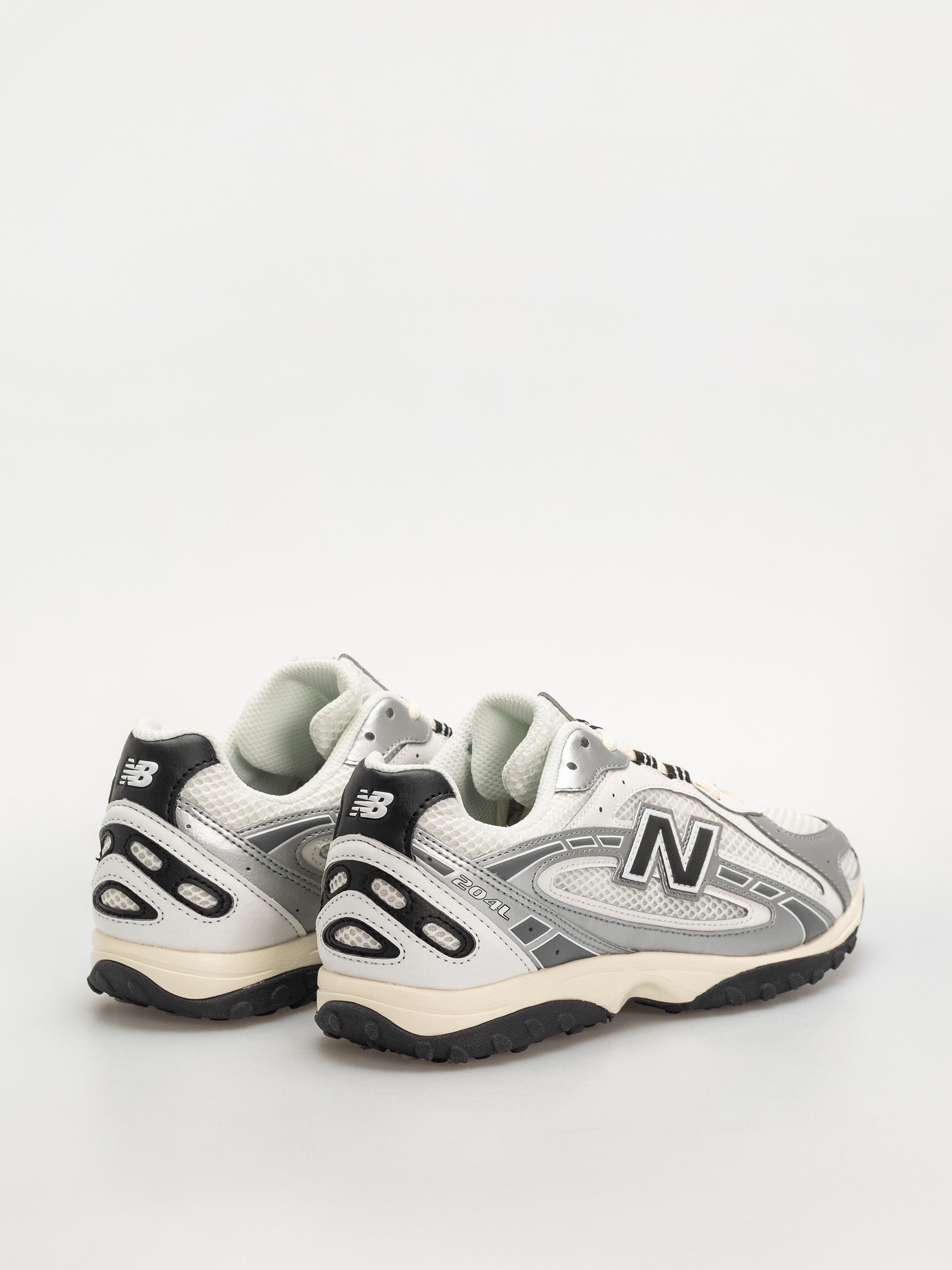 Topánky New Balance 204 (silver metallic/black swd)