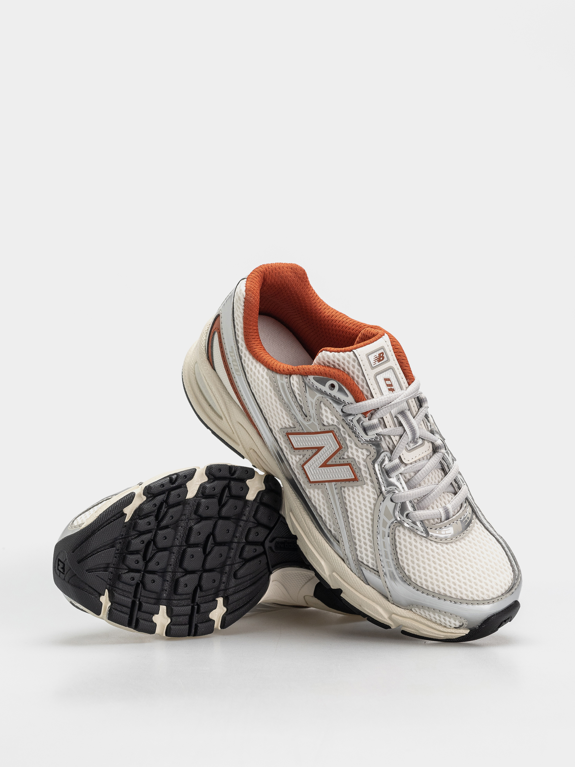Topánky New Balance 740 JR (silver metallic/cinnamon)