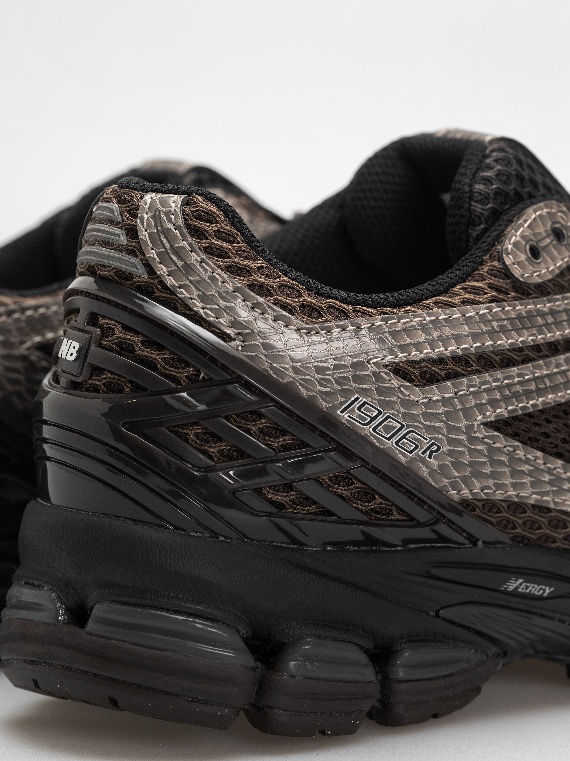 Topánky New Balance 1906 (thunder brown/black)