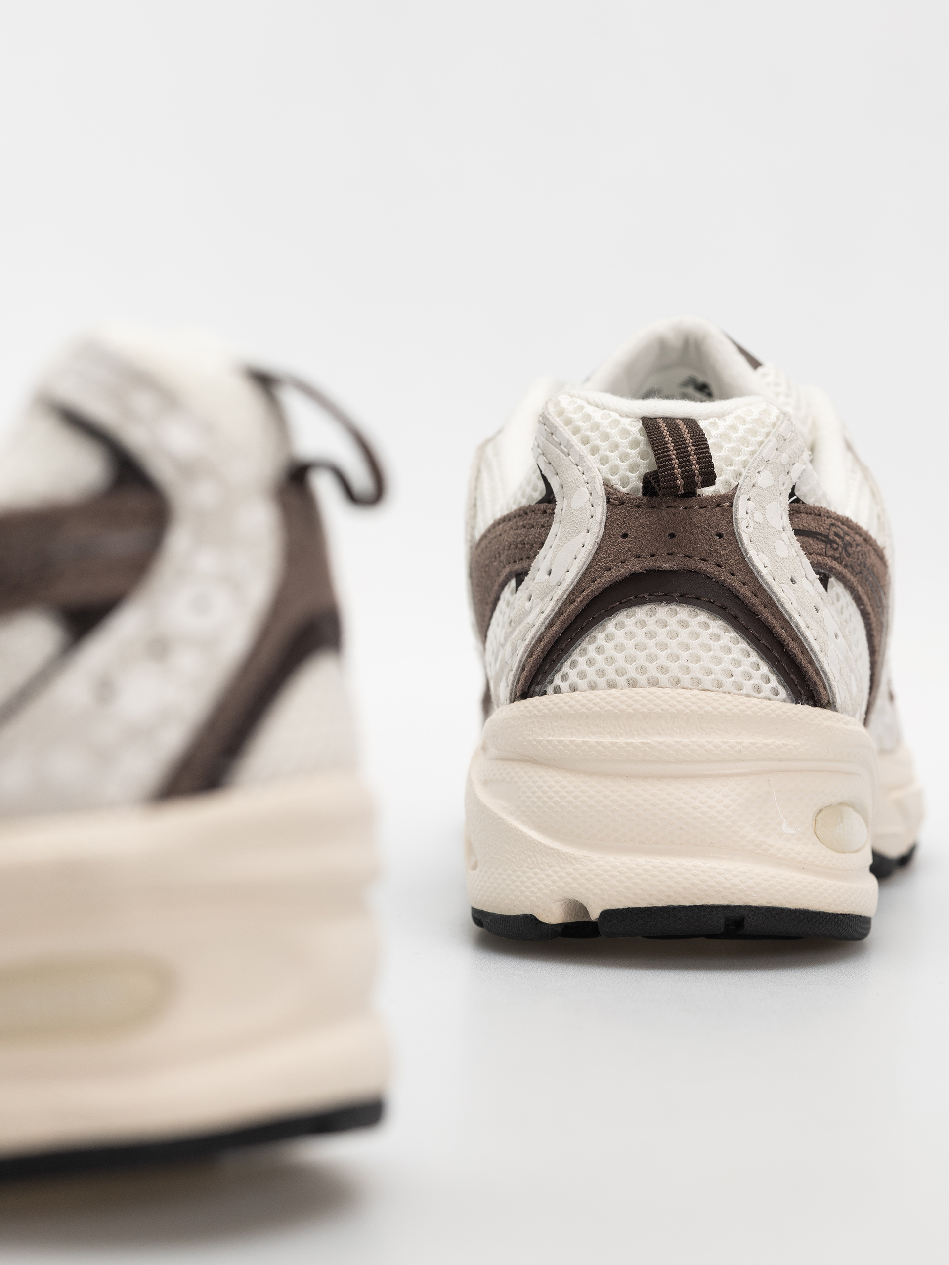 Topánky New Balance 530 (sea salt/cortado)