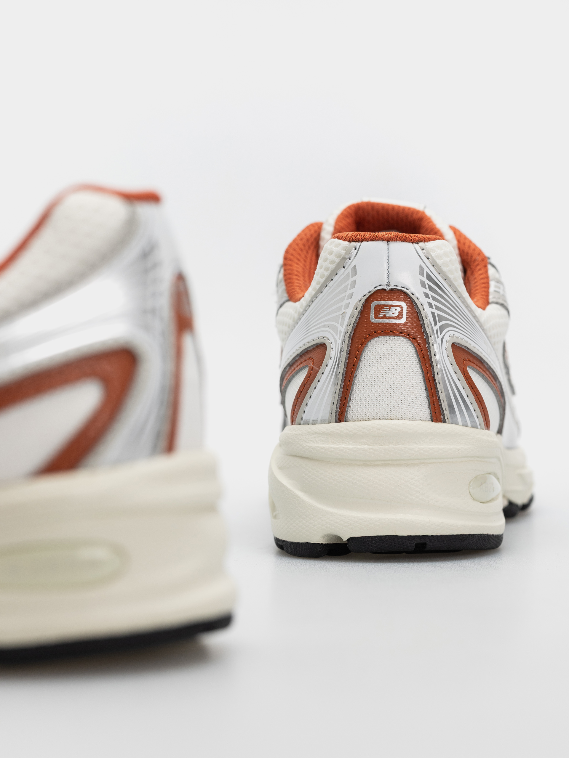 Topánky New Balance 740 (angora/cinnamon)