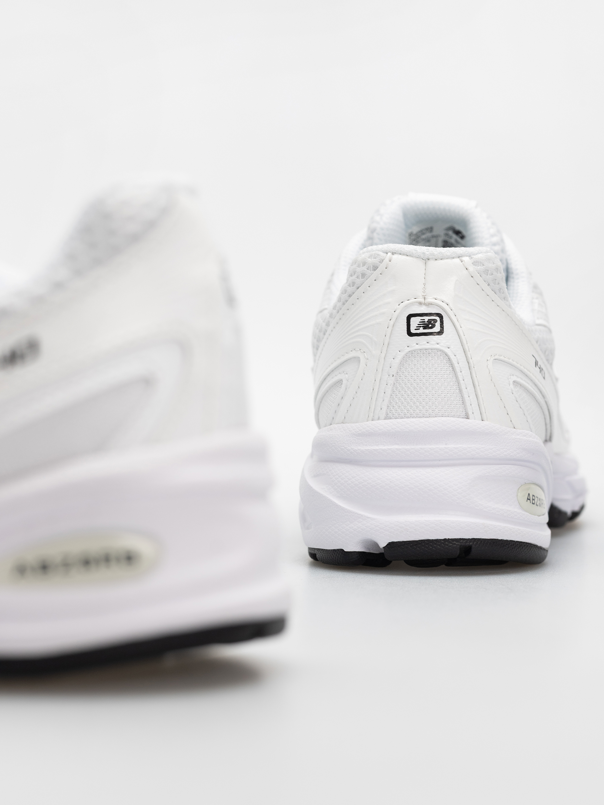 Topánky New Balance 740 (white/black ww2)