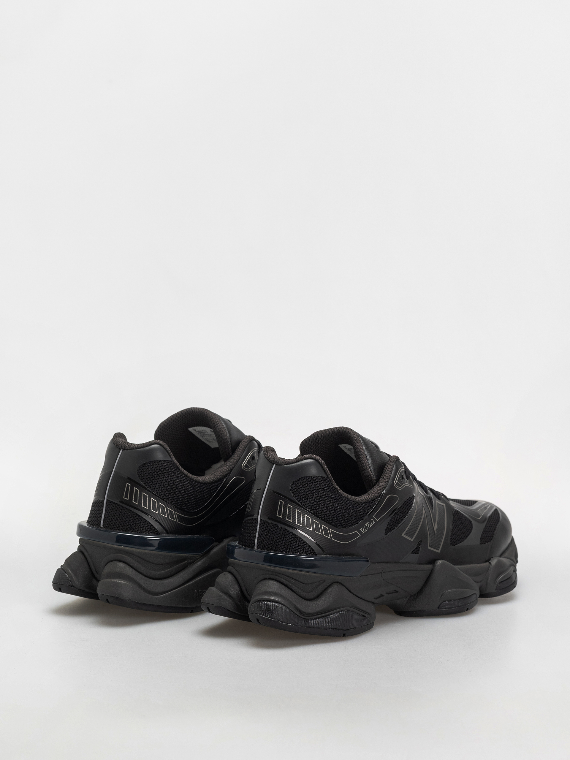 Topánky New Balance 9060 (black/faded black)