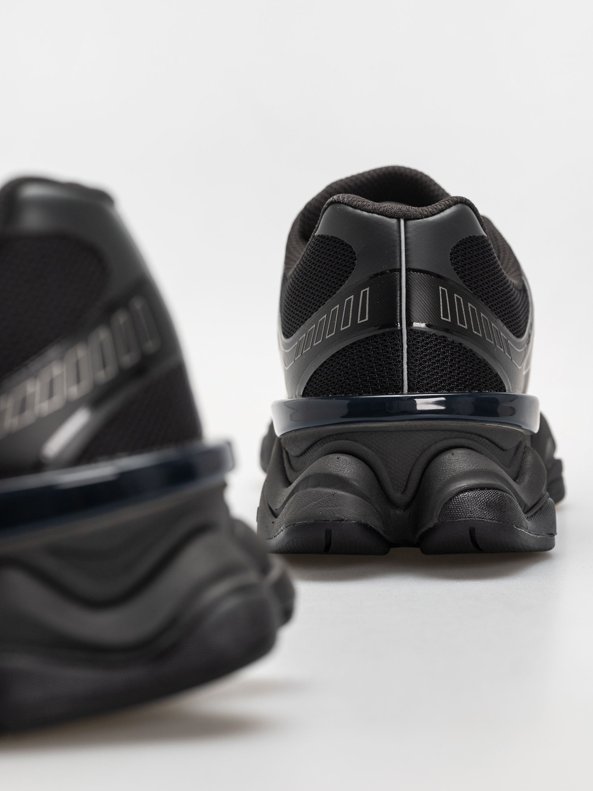 Topánky New Balance 9060 (black/faded black)