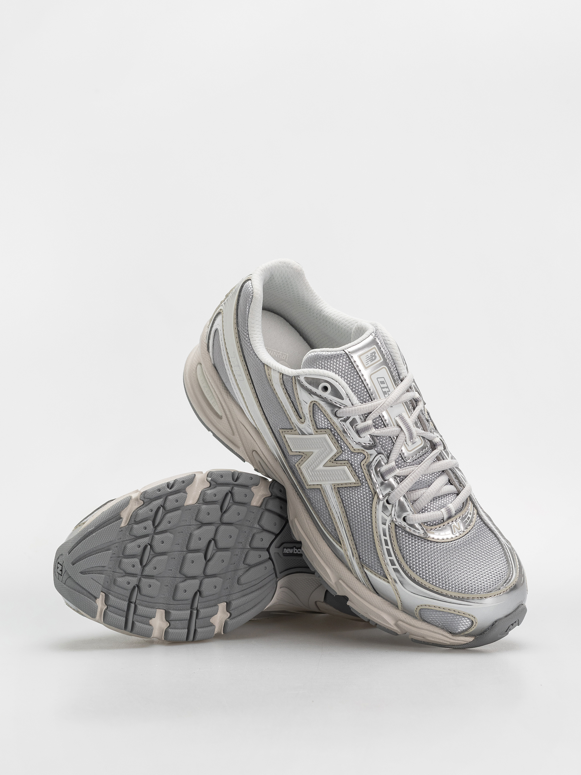 Topánky New Balance 740 (metallic silver/metallic silver)