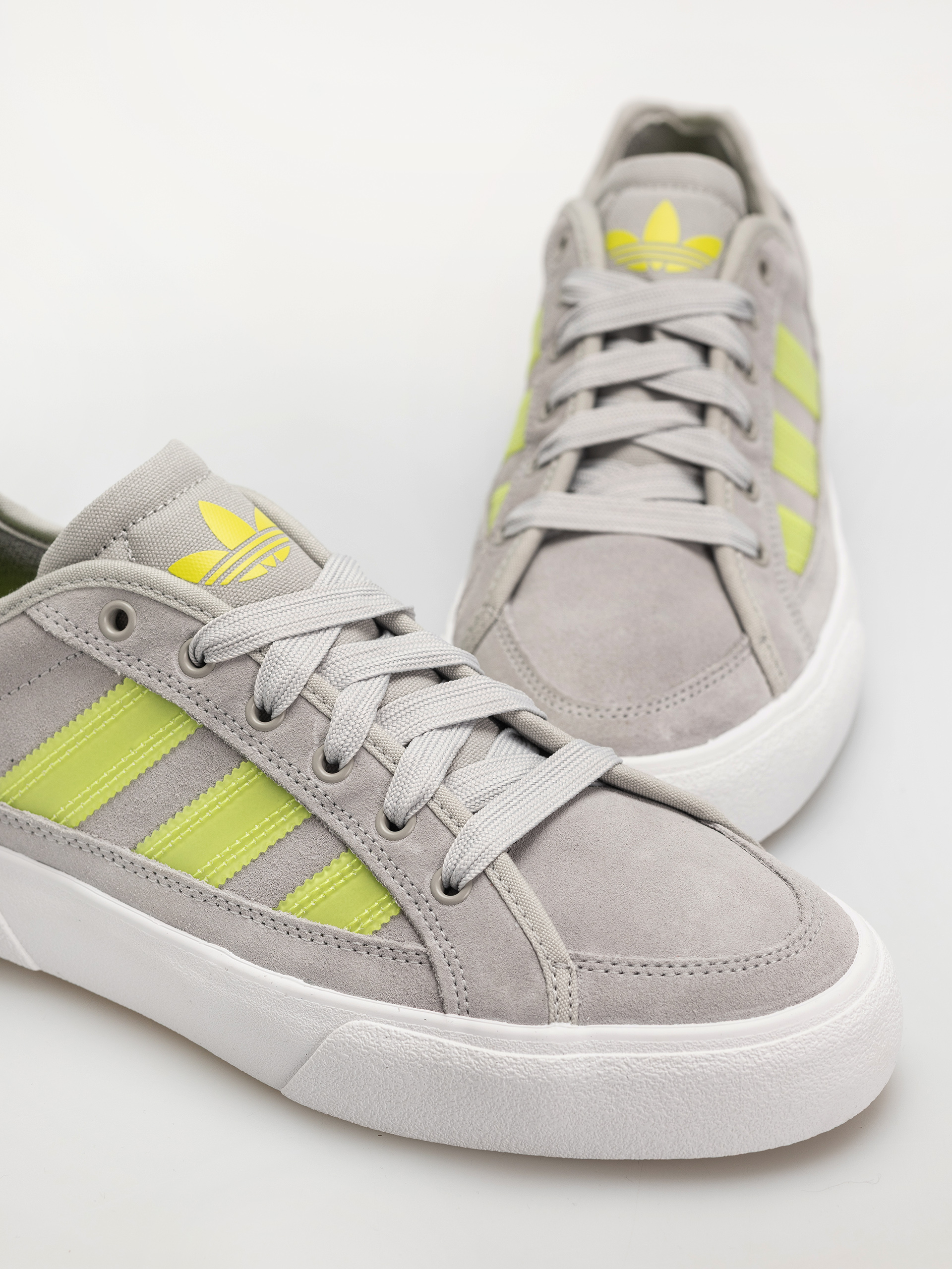 Topánky adidas Court Tns Premiere (gretwo/sslime/grethr)