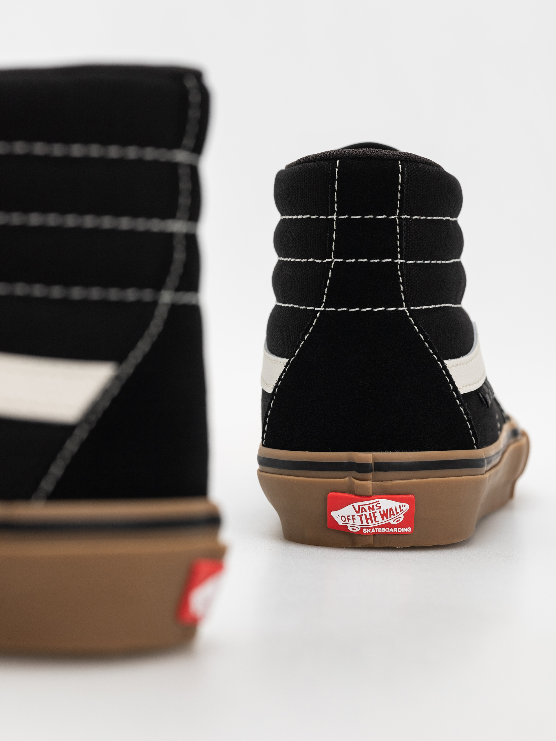 Topánky Vans Skate Sk8 Hi (black/gum/white)