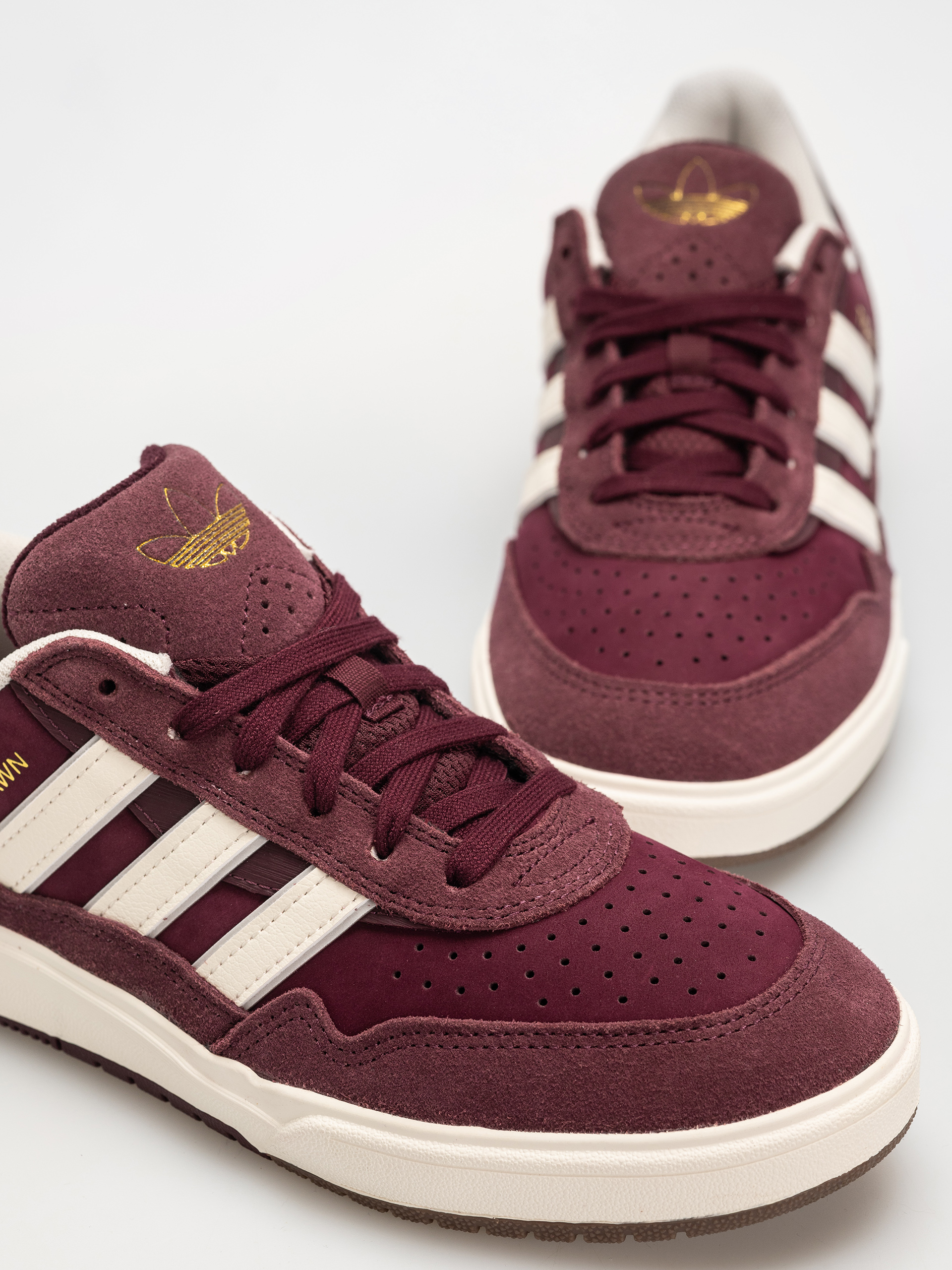 Topánky adidas Tyshawn II (maroon/cwhite/goldmt)