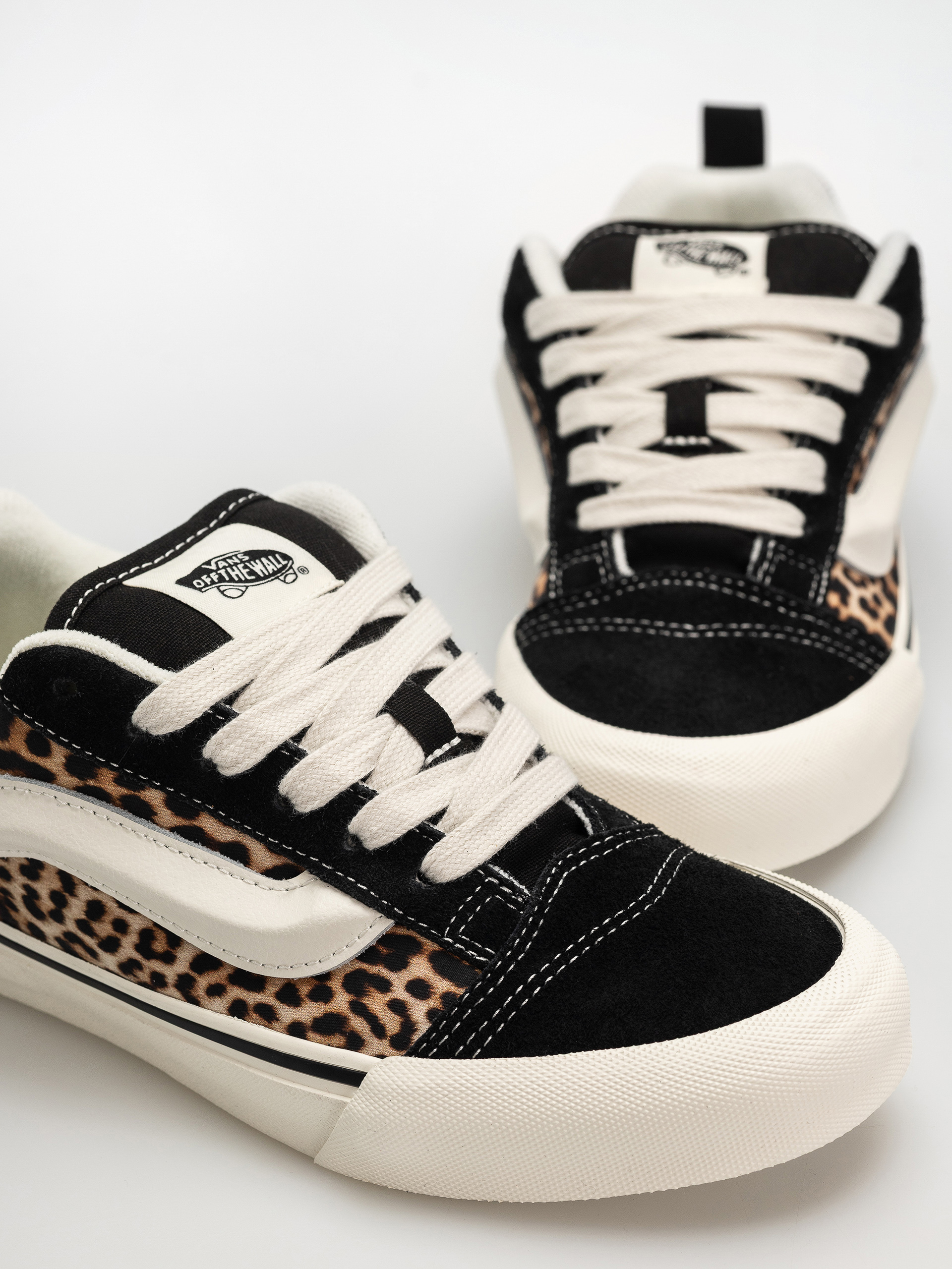 Topánky Vans Knu Skool (black/leopard)
