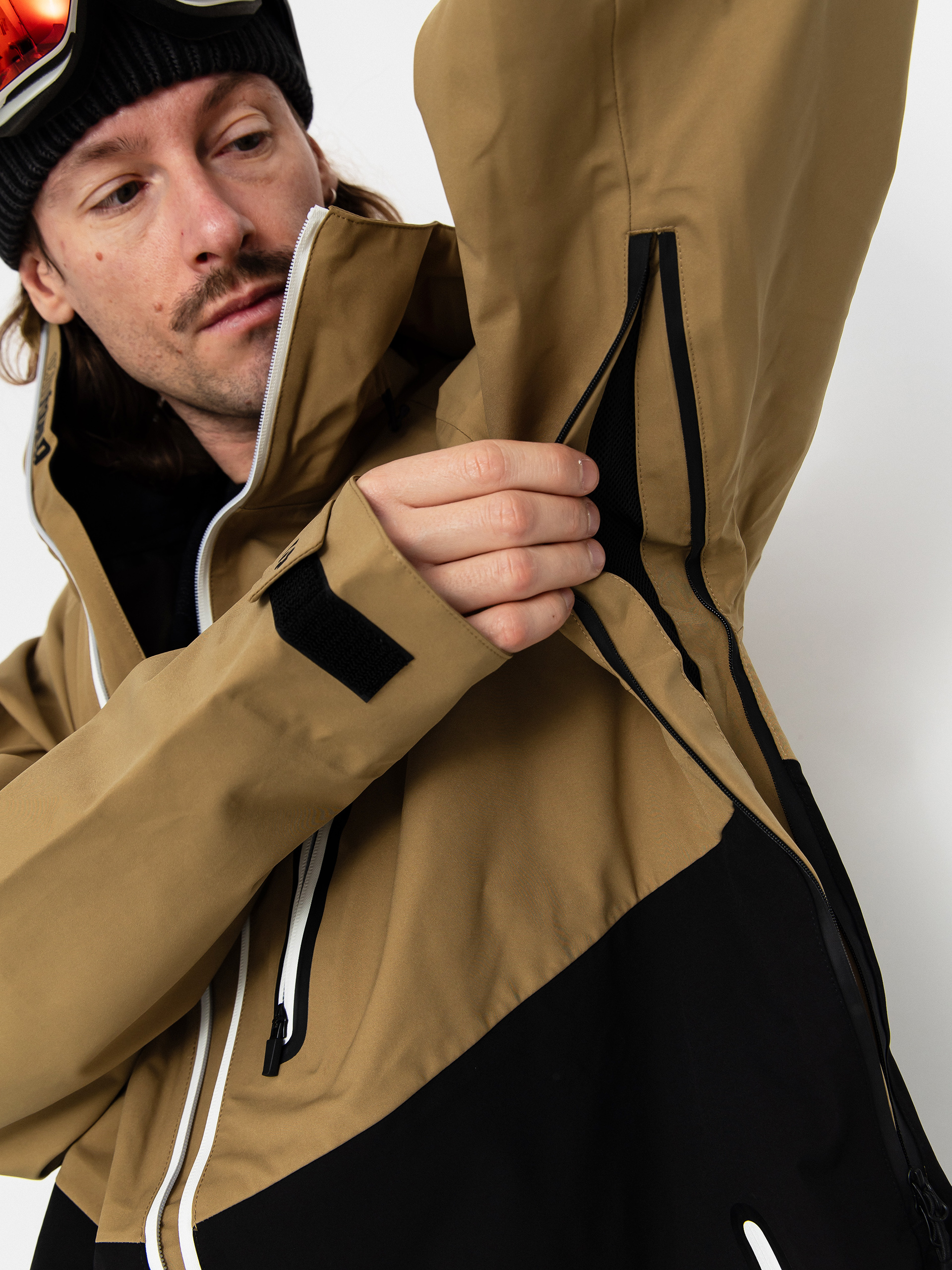 Pánska Snowboardová bunda ThirtyTwo Grasser (khaki)