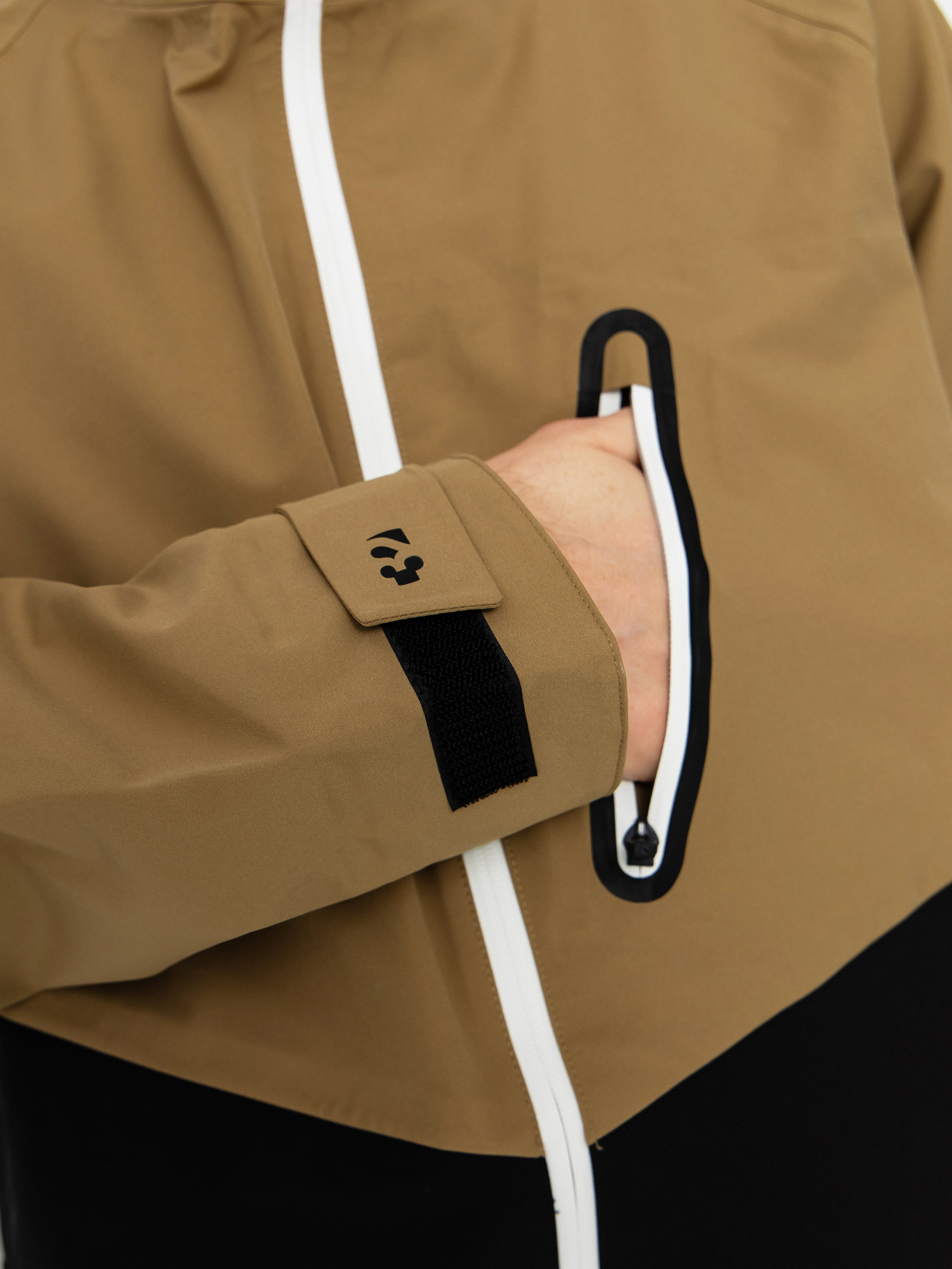 Pánska Snowboardová bunda ThirtyTwo Grasser (khaki)