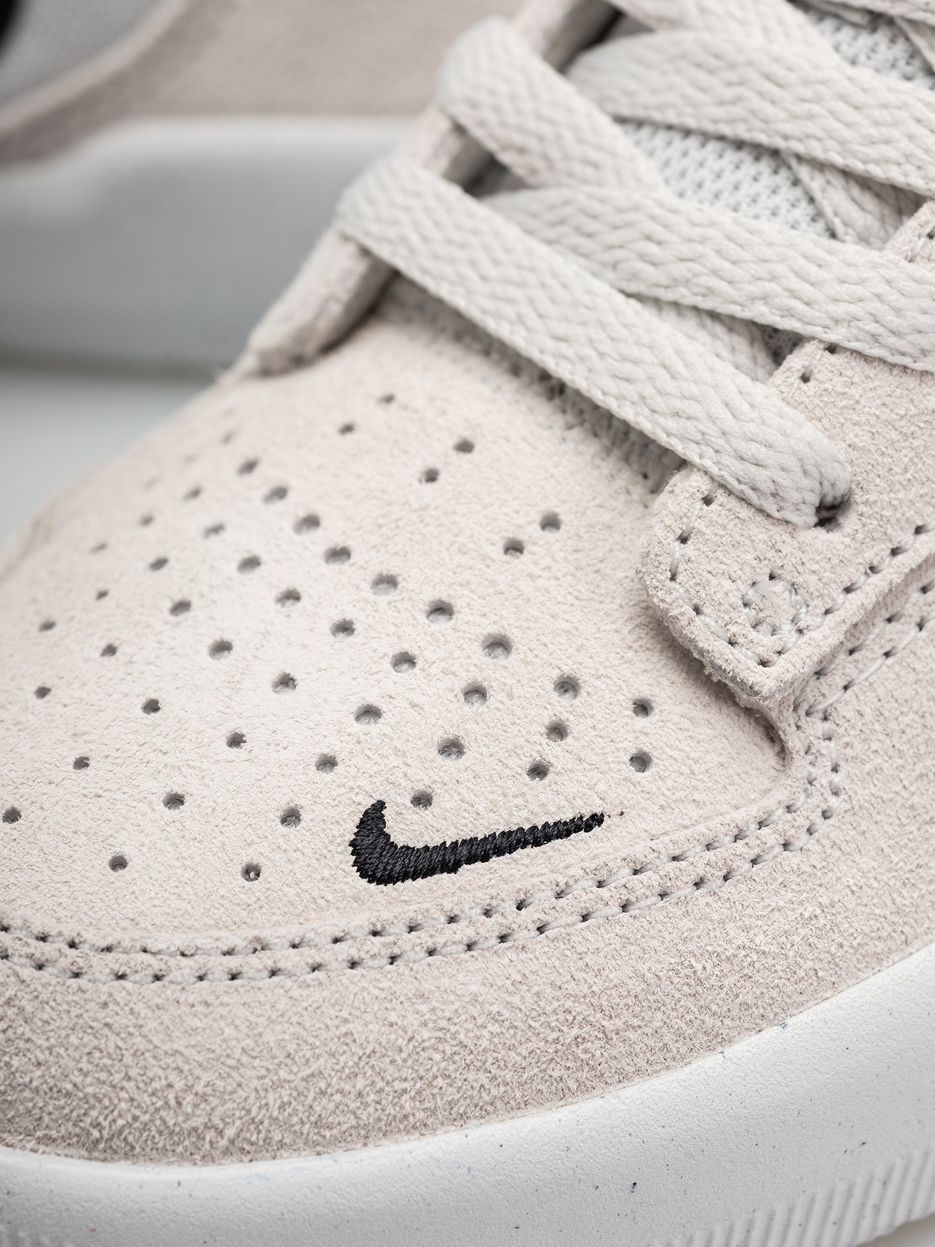 Topánky Nike SB Force 58 (photon dust/black photon dust white)