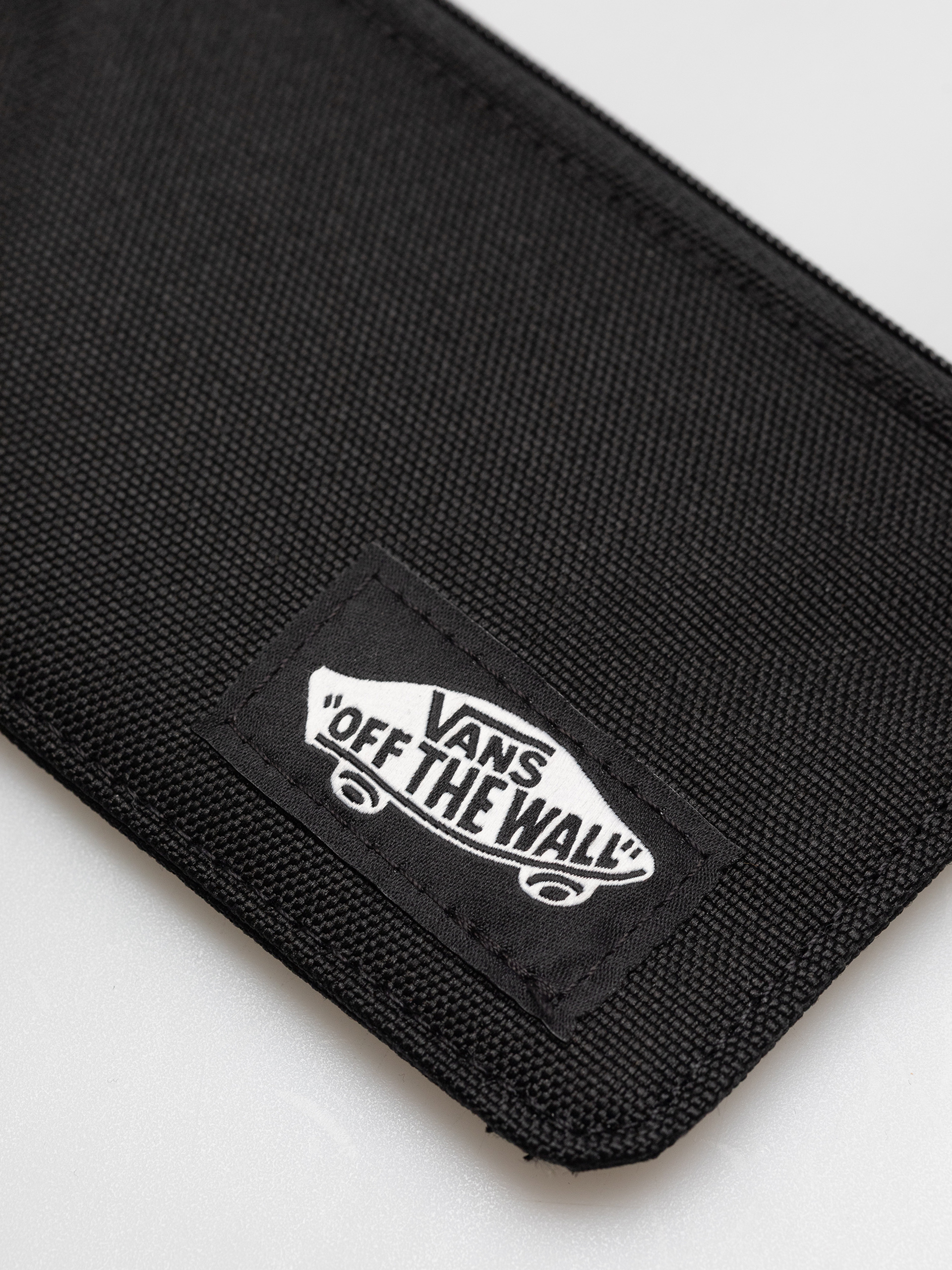 Peňaženka Vans Off The Wall Zip (black)