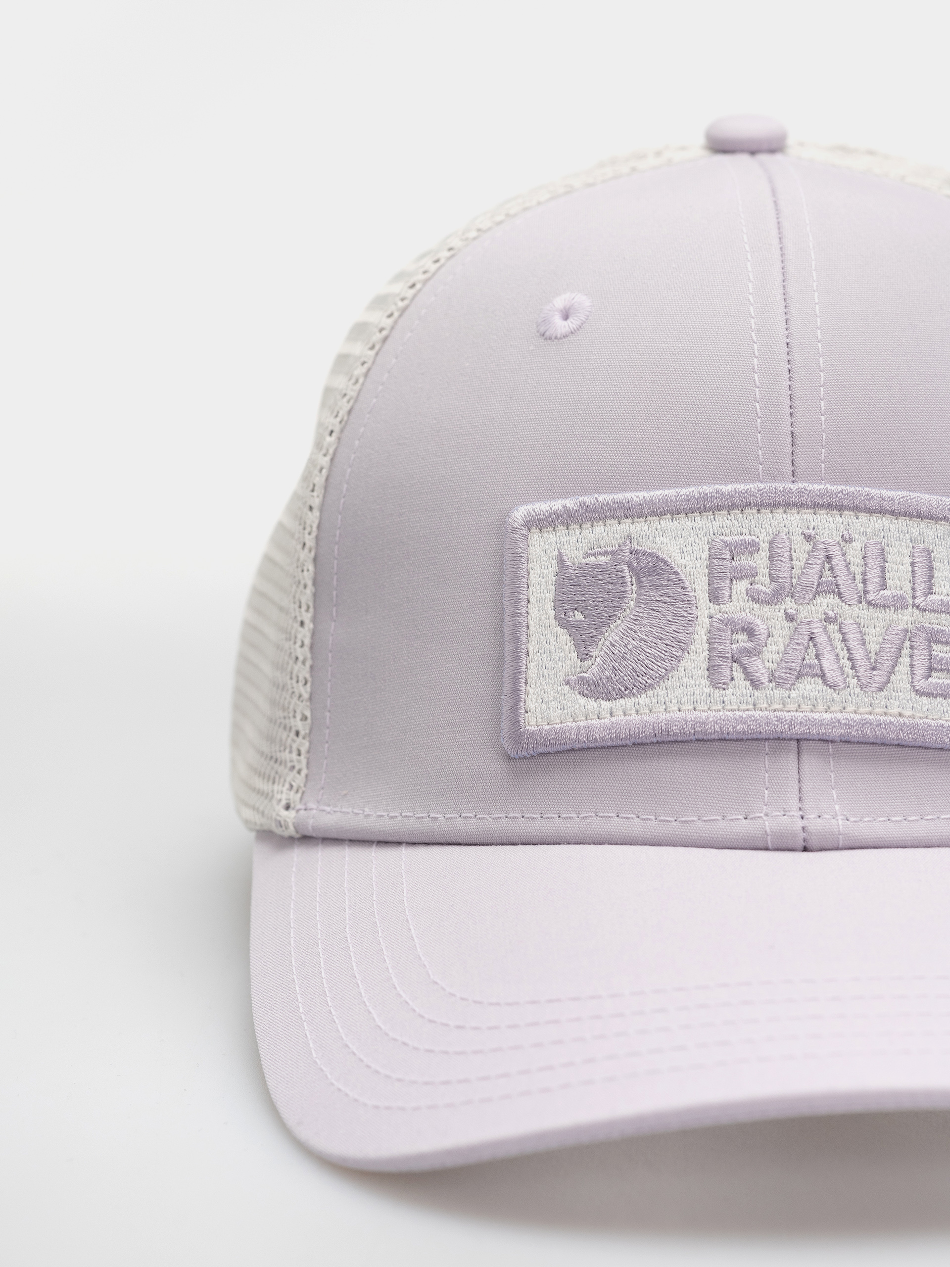Šiltovka Fjallraven Langtradarkeps (lavender mist)