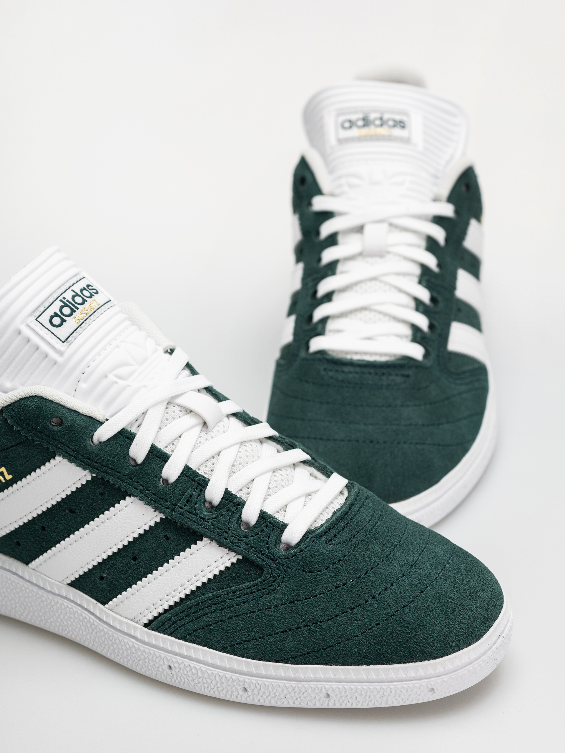 Topánky adidas Busenitz (aurivy/ftwwht/goldmt)