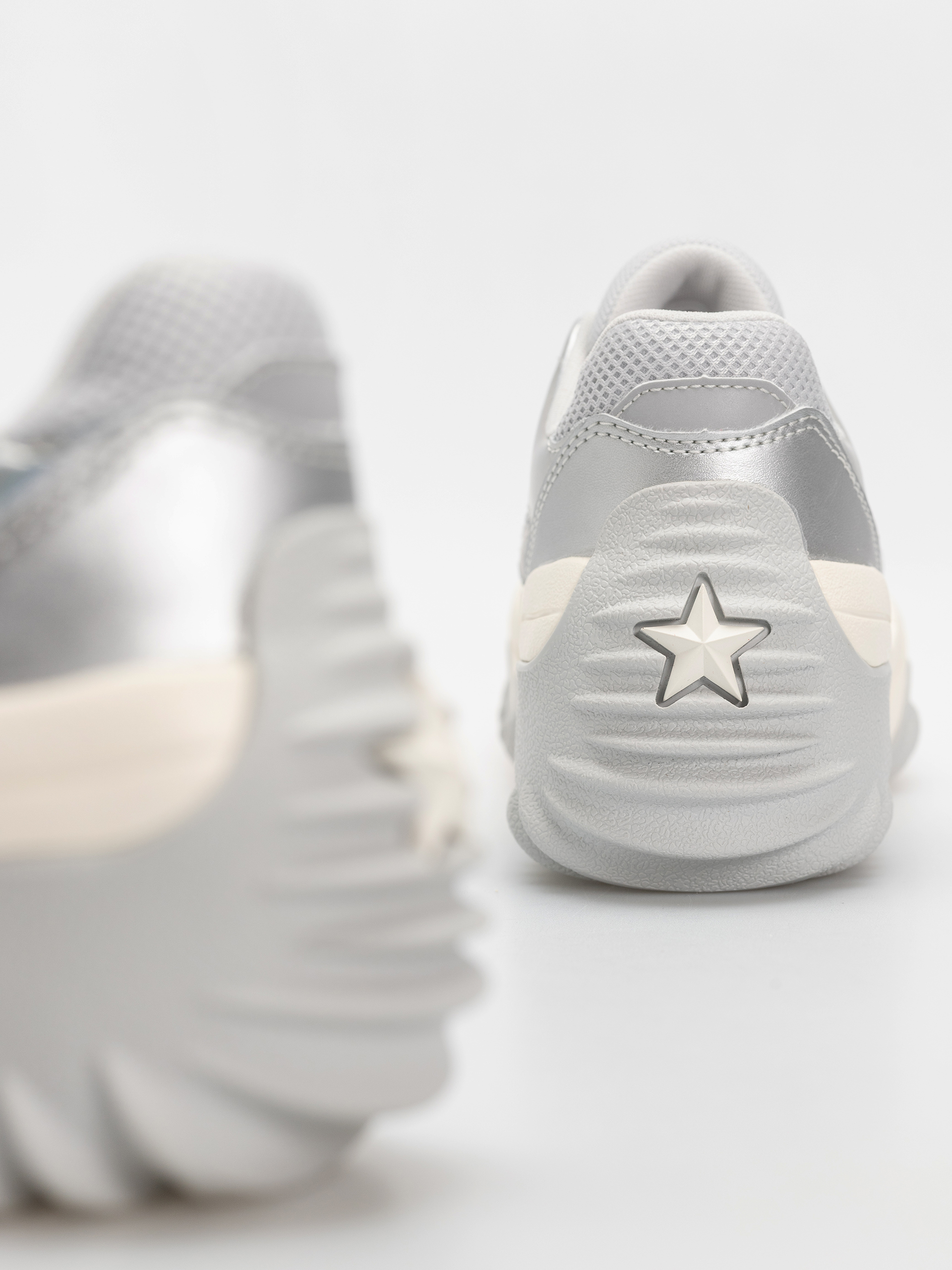 Topánky Converse Wave Motion Trainer Ox (silver)