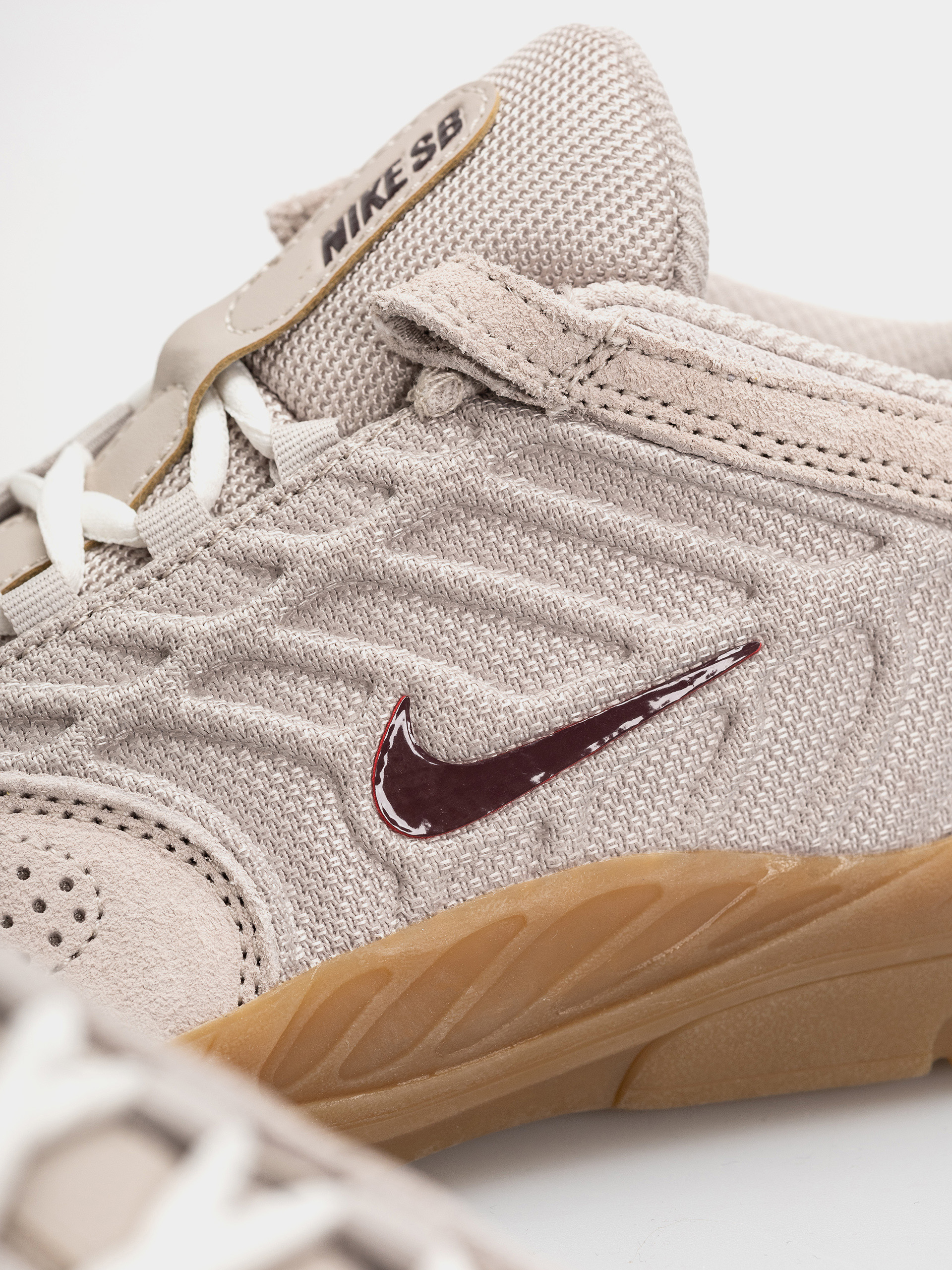 Topánky Nike SB Vertebrae (cream ii/burgundy crush phantom)