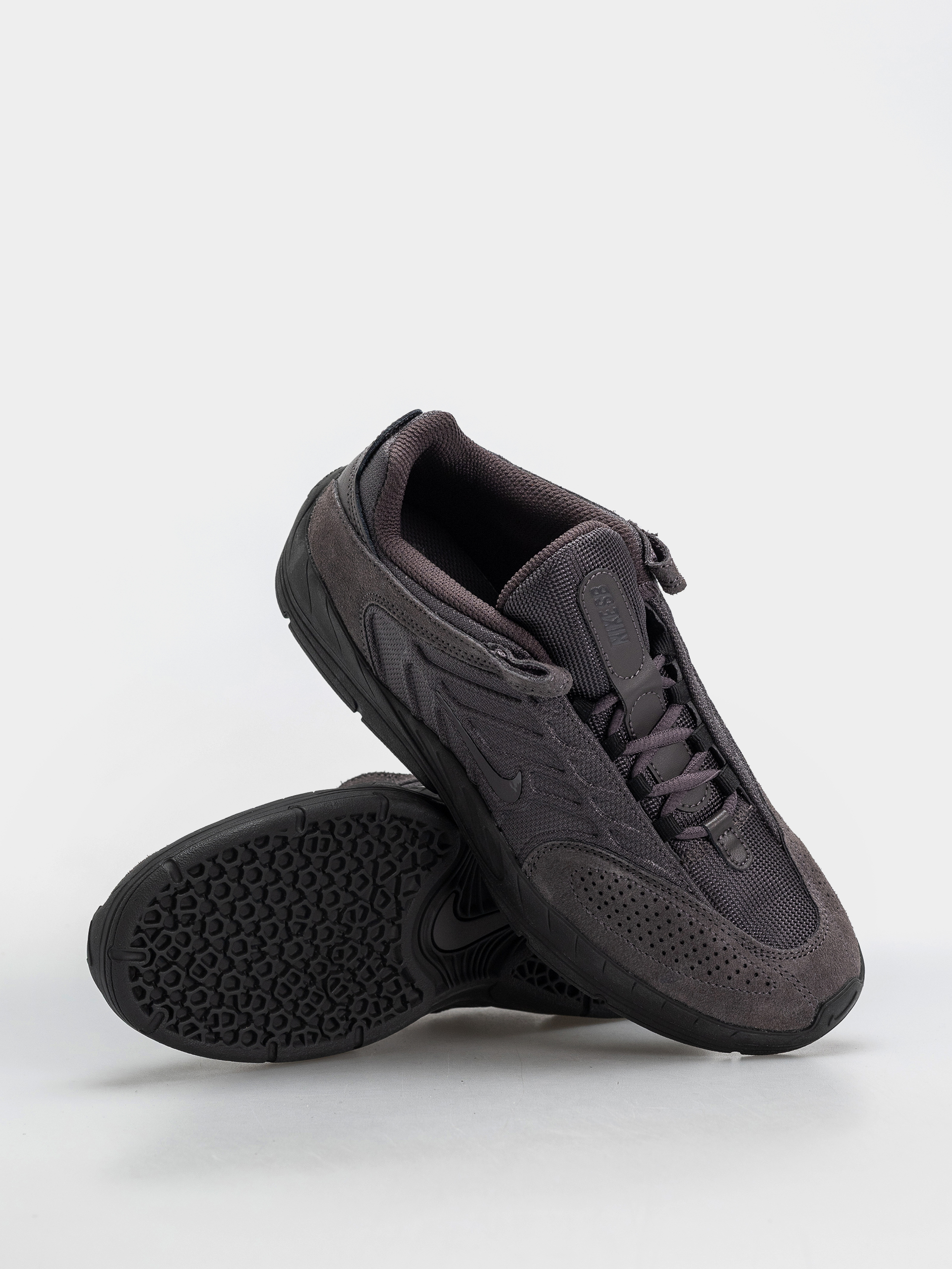 Topánky Nike SB Vertebrae (thunder grey/thunder grey off noir)
