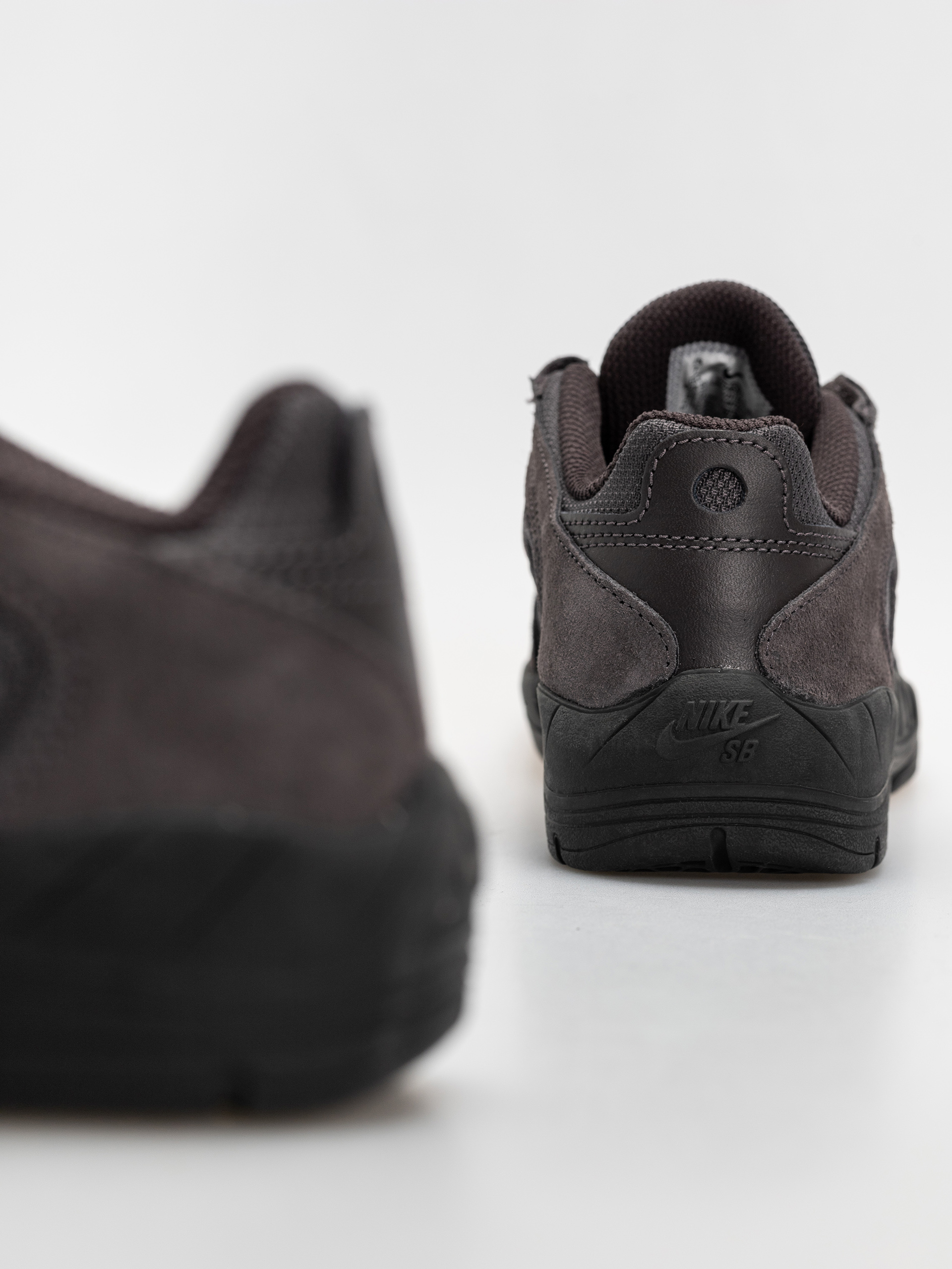 Topánky Nike SB Vertebrae (thunder grey/thunder grey off noir)