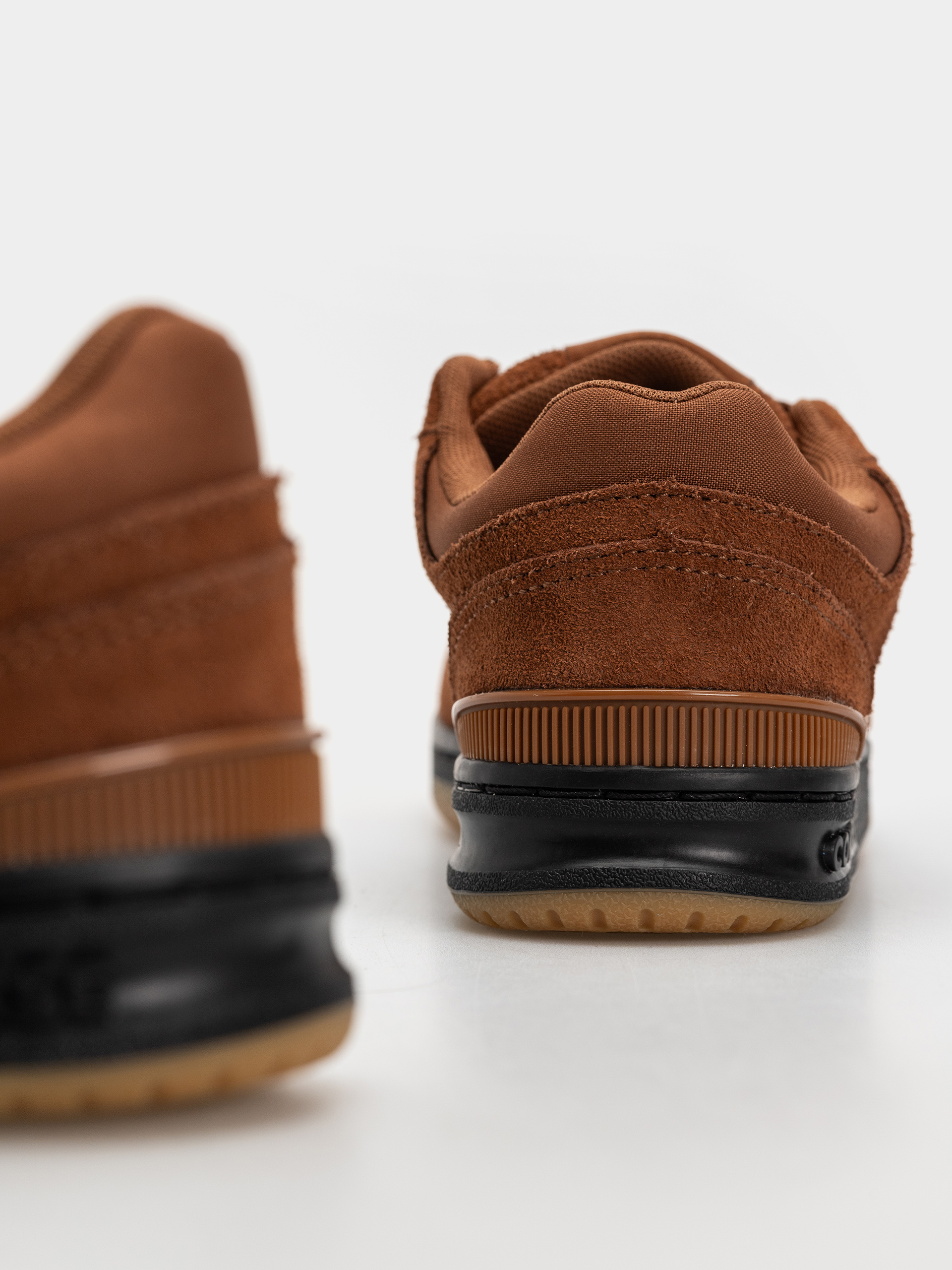 Topánky Converse CL98 (unearthed/black/gum)