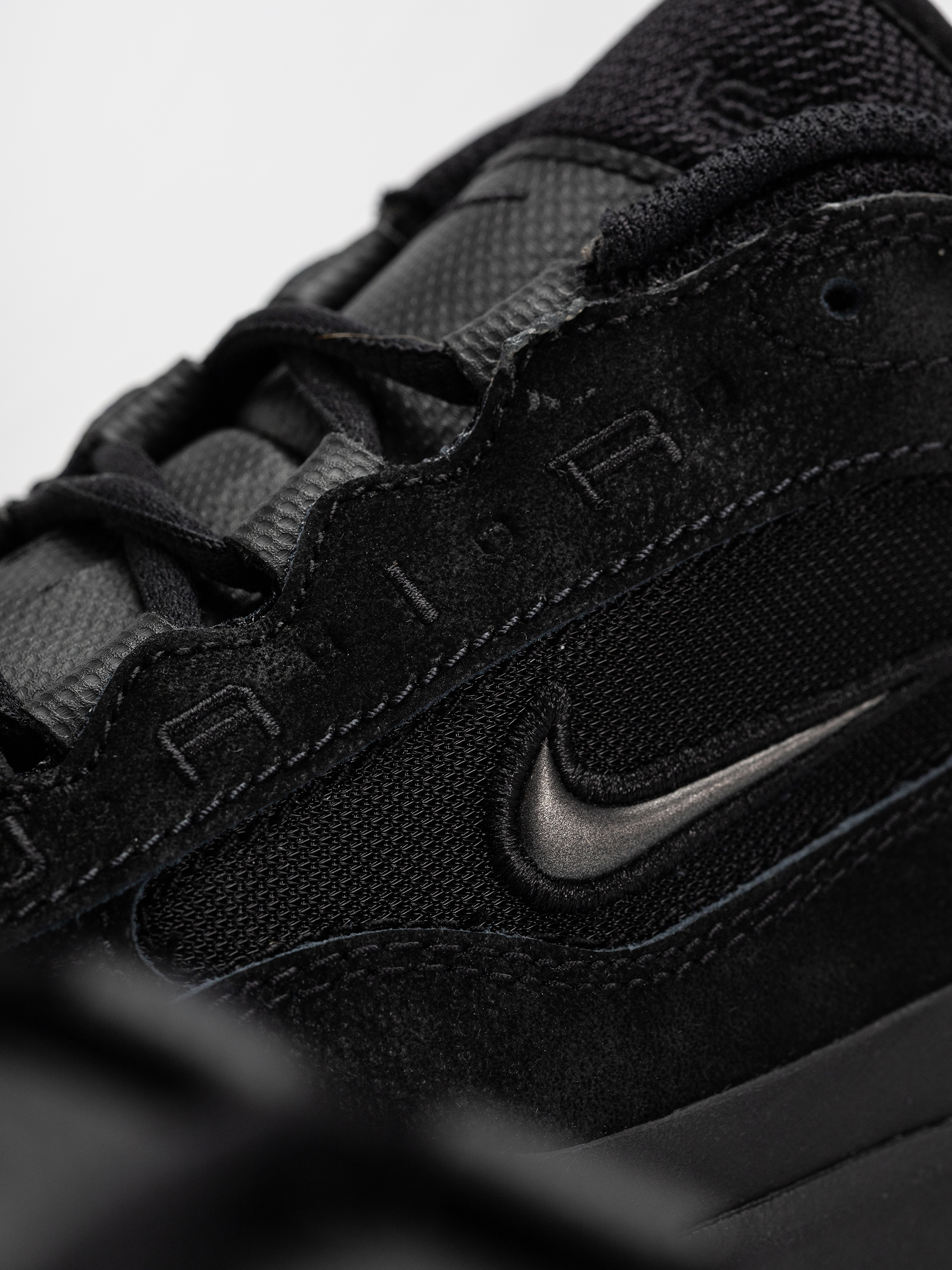 Topánky Nike SB Air Max Ishod (black/black black black)