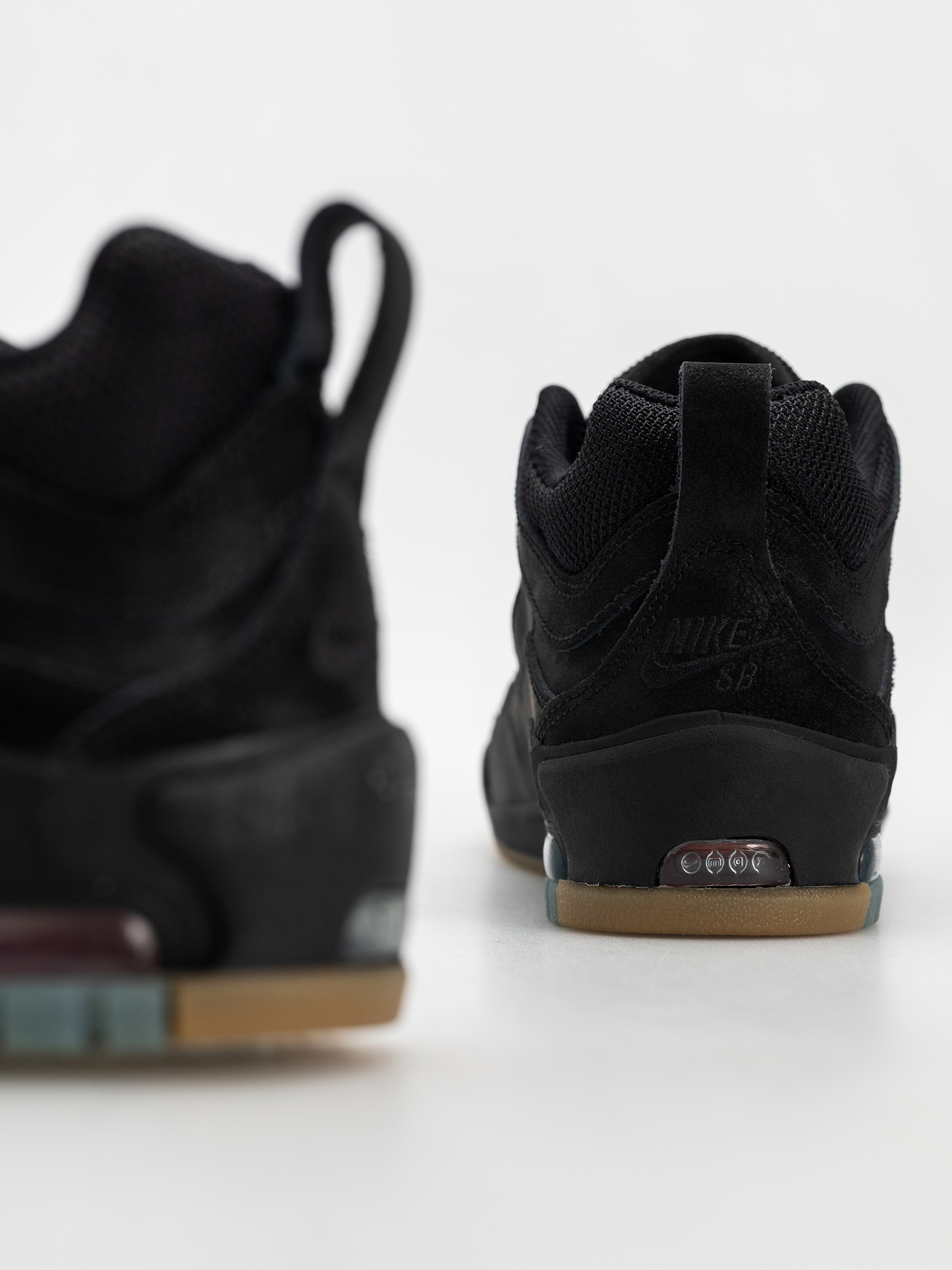Topánky Nike SB Air Max Ishod (black/black black black)