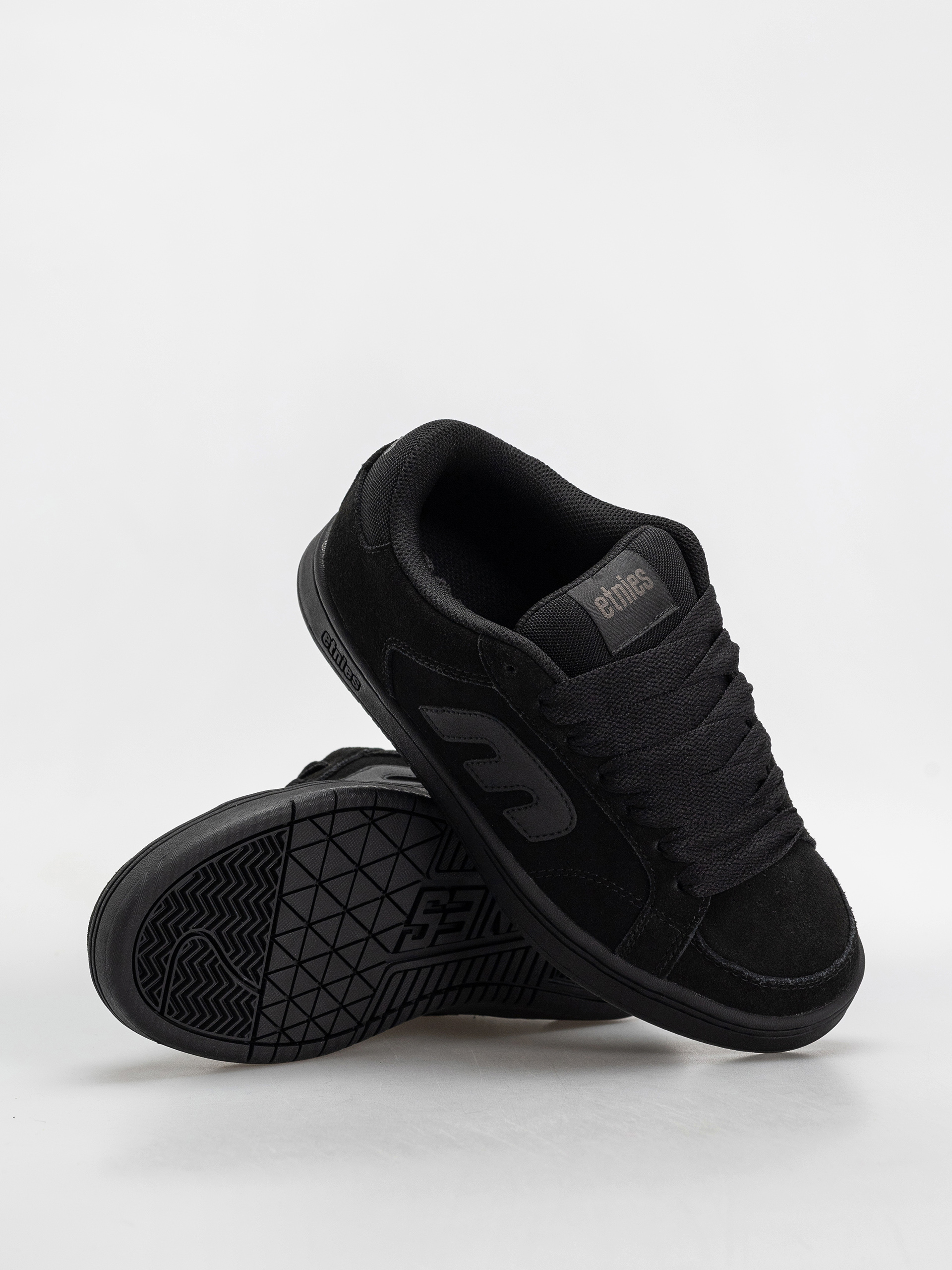Topánky Etnies Kingpin 2K (black/black/black)