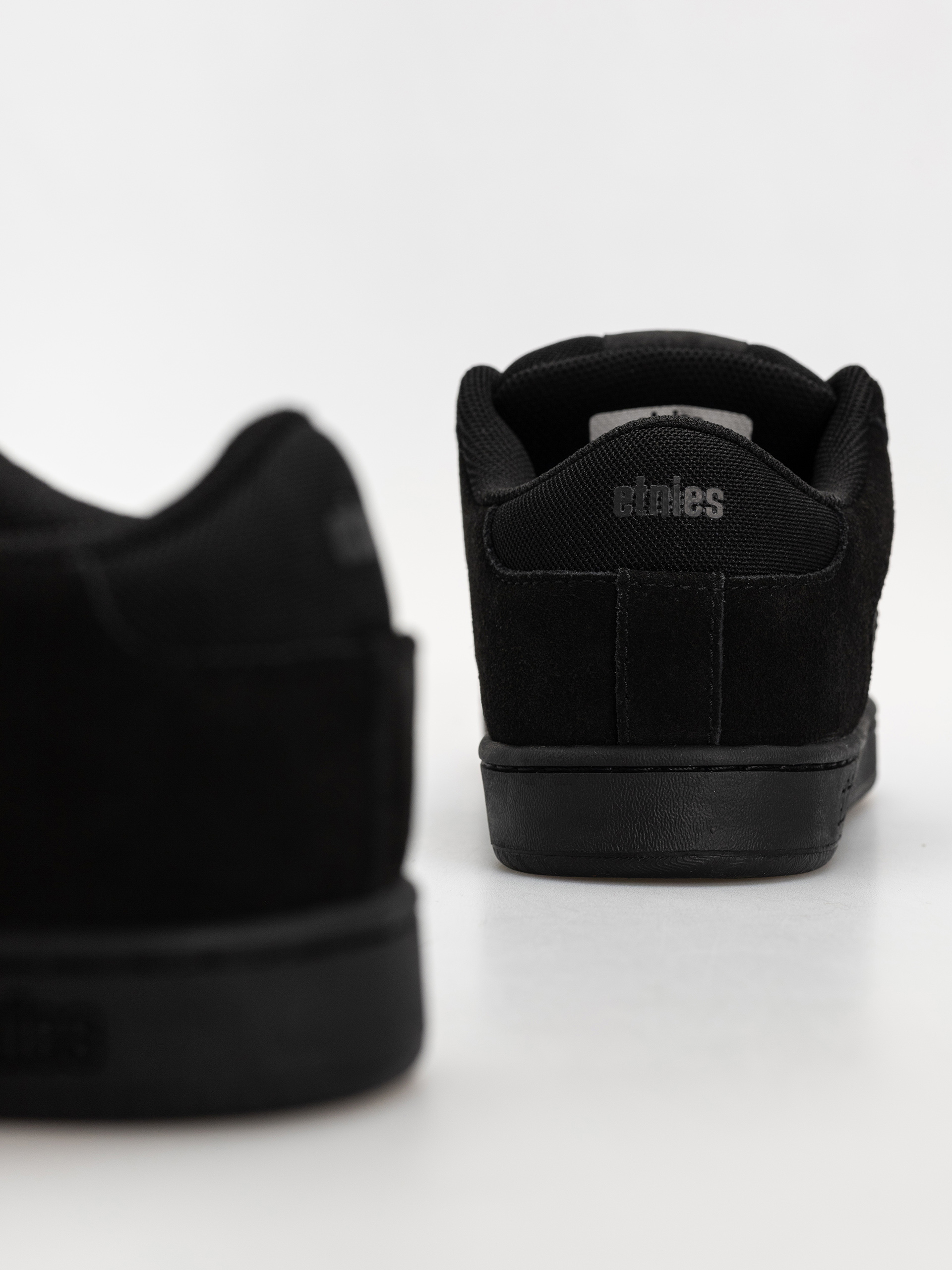 Topánky Etnies Kingpin 2K (black/black/black)