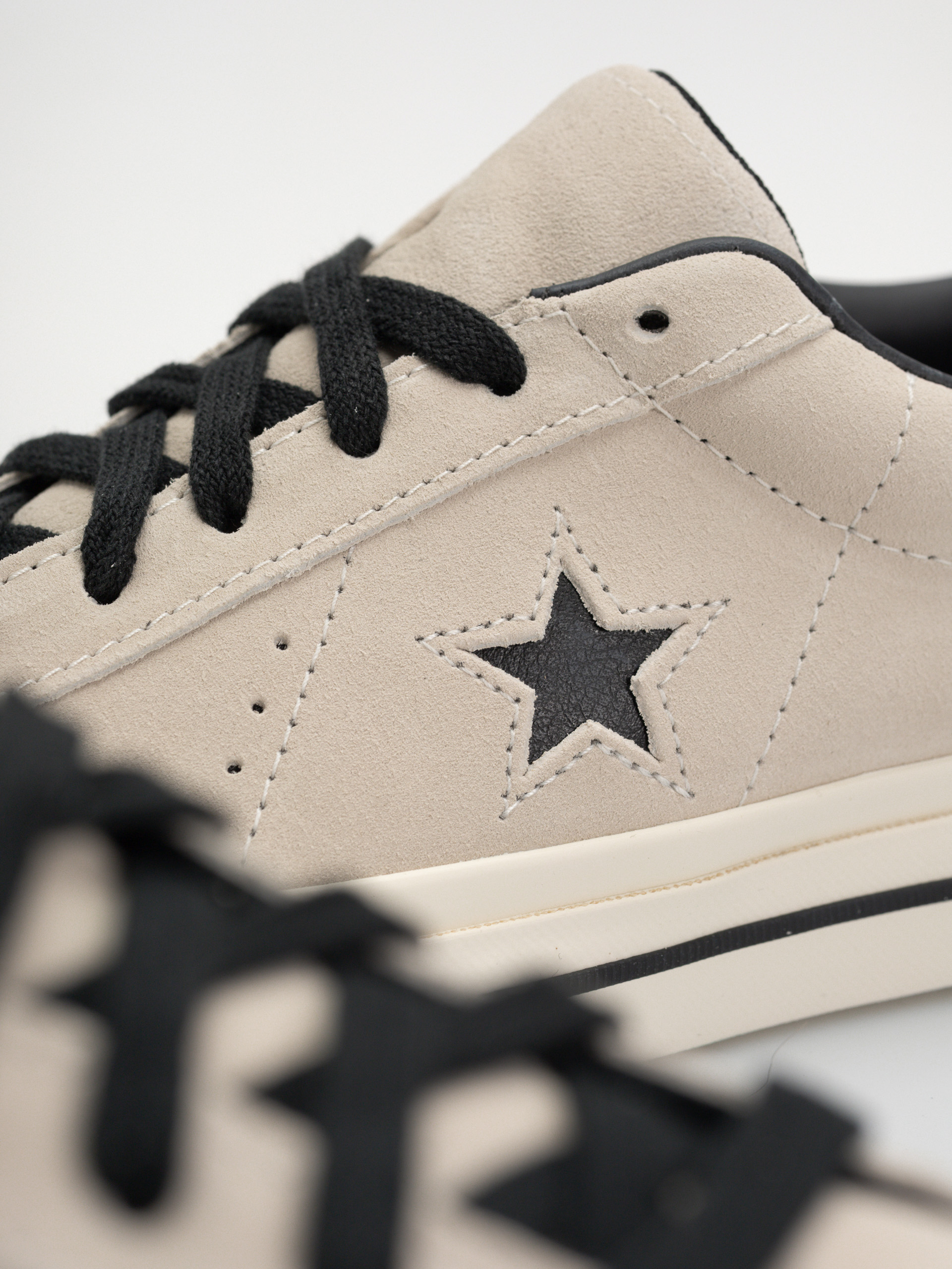 Tenisky Converse One Star 95 Ox (egret/black/egret)