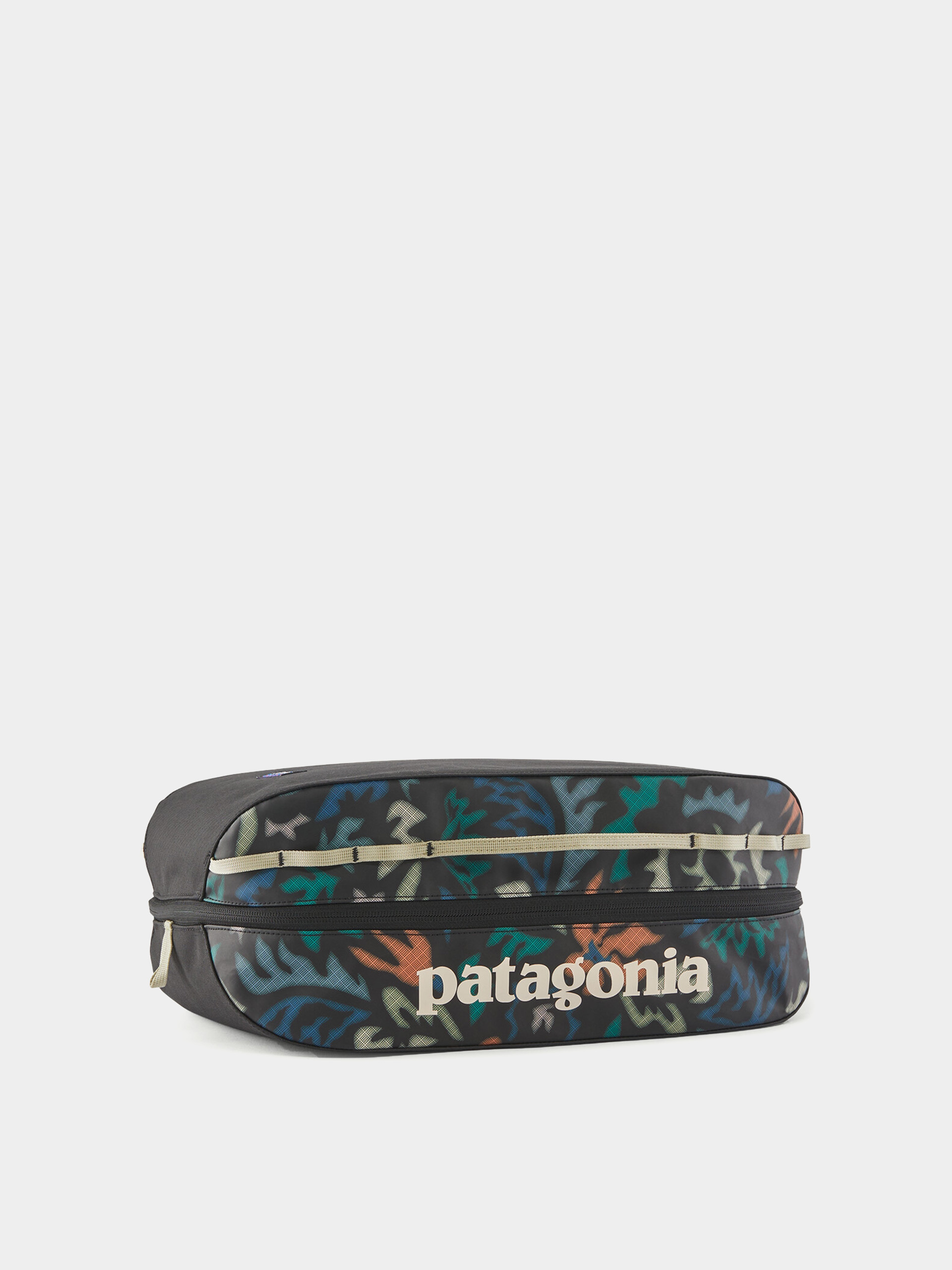 Kosmetická taška Patagonia Black Hole Cube 14L (kaleido/black)