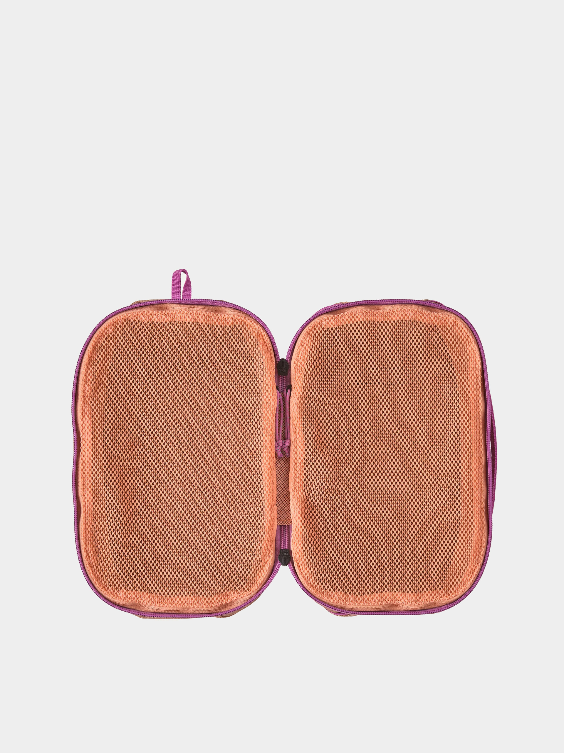 Kosmetická taška Patagonia Black Hole Cube 6L (peach sherbet)