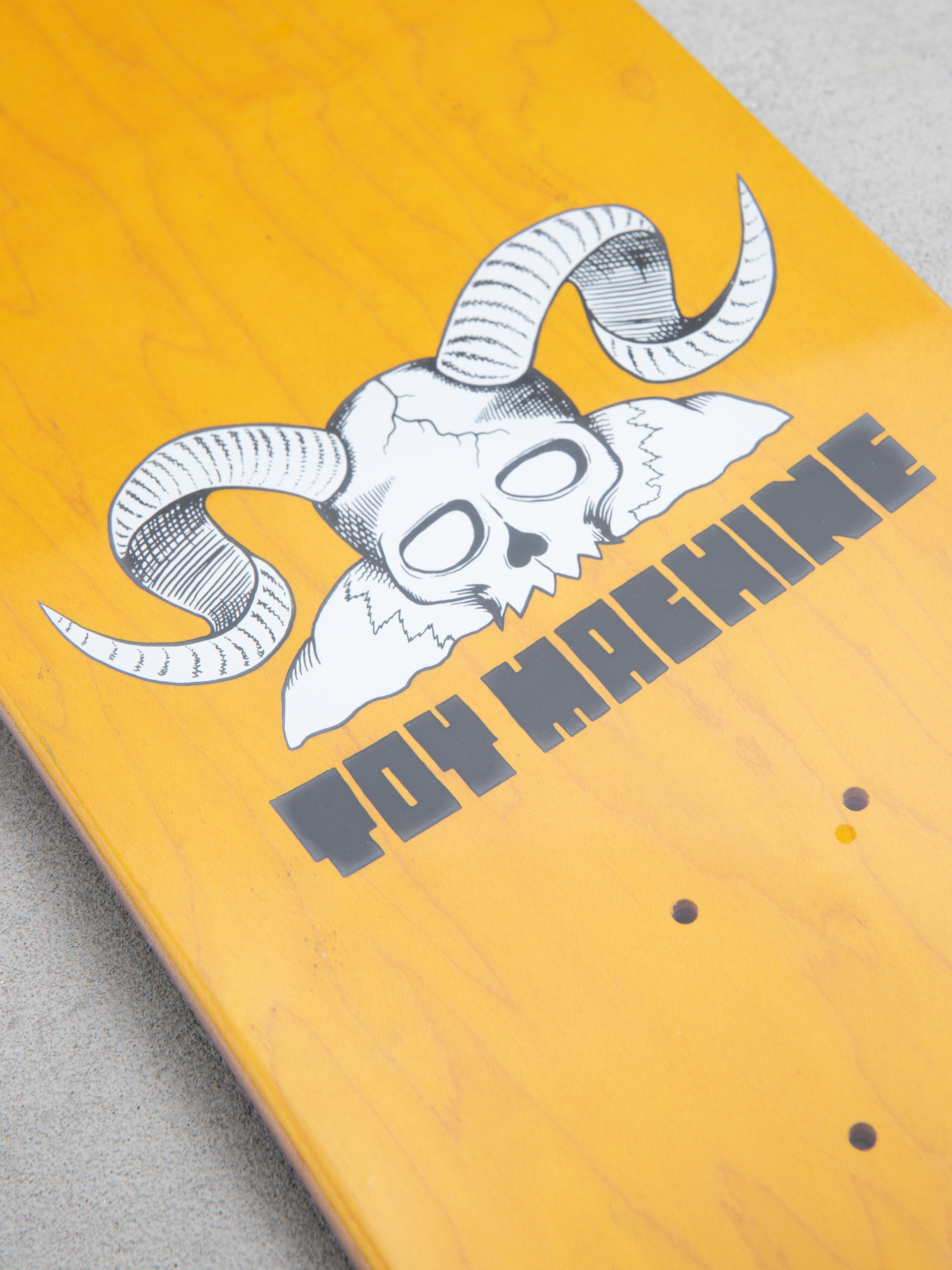 Doska Toy Machine Horns Red (assorted)