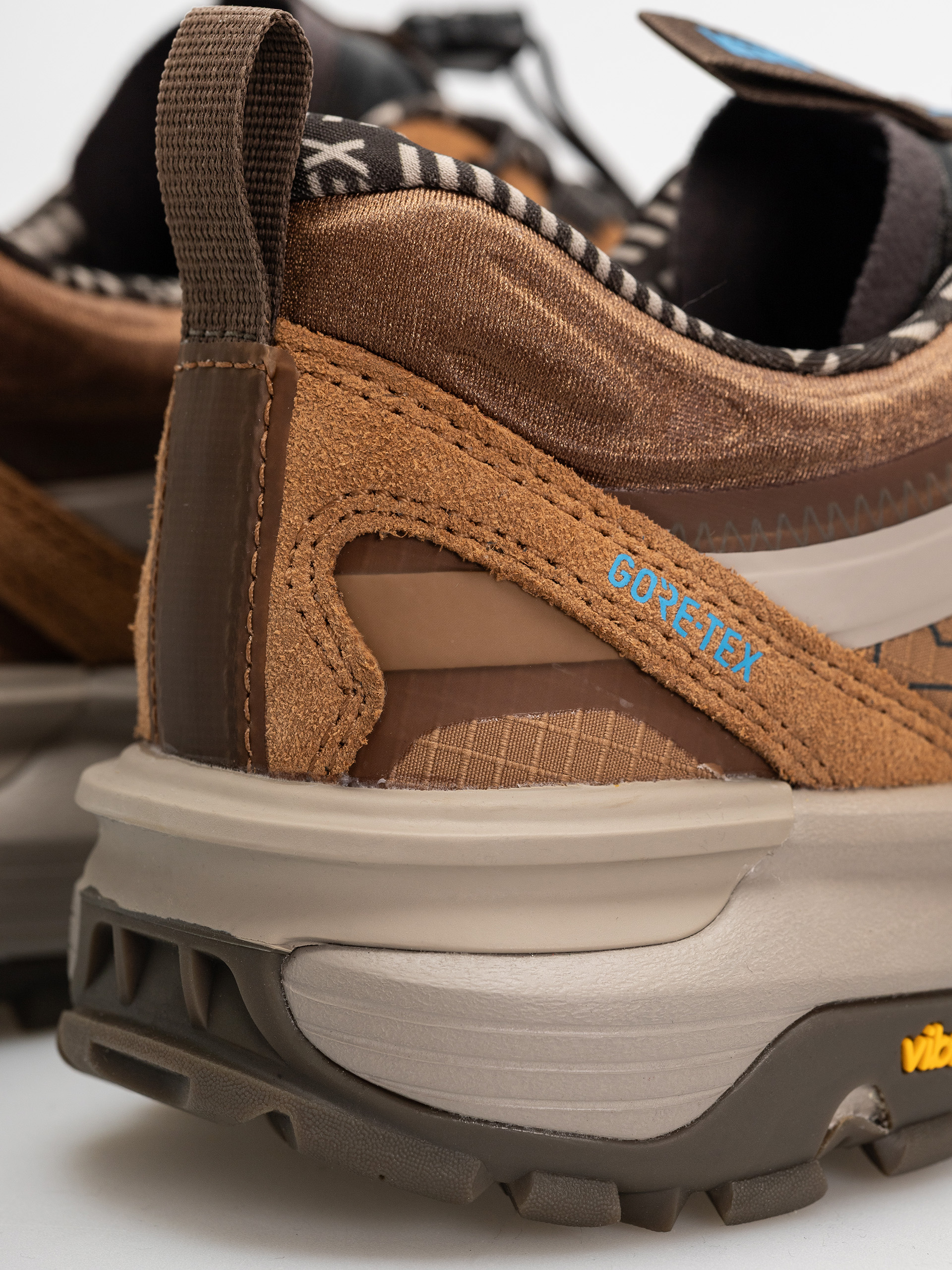 Zimné topánky Vans Crosspath Xc Gore Tex (chipmunk/mushro)