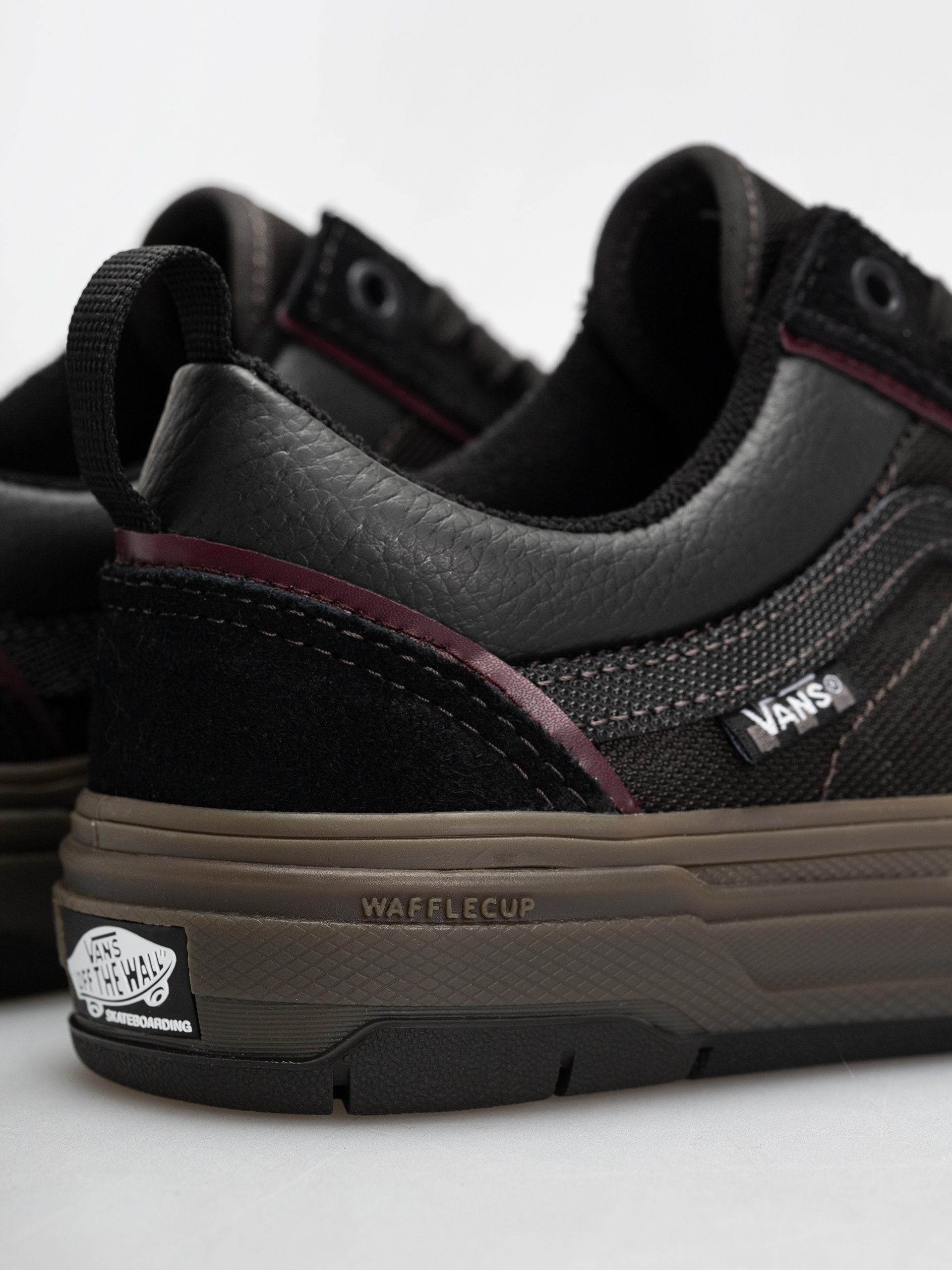 Topánky Vans Skate Old Skool Wafflecup (black/dark gum)