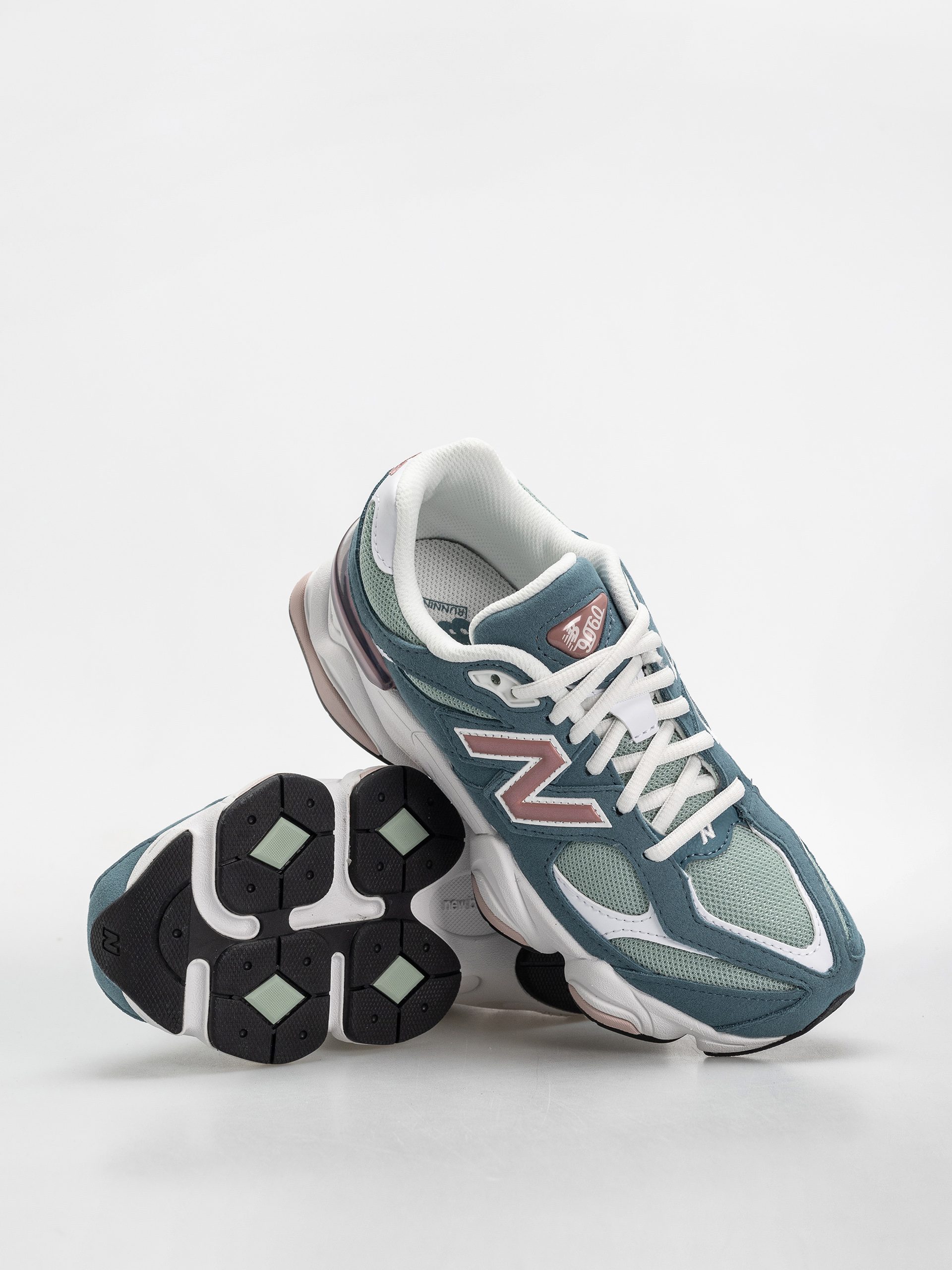 Topánky New Balance 9060 JR (salt water/rosewood)