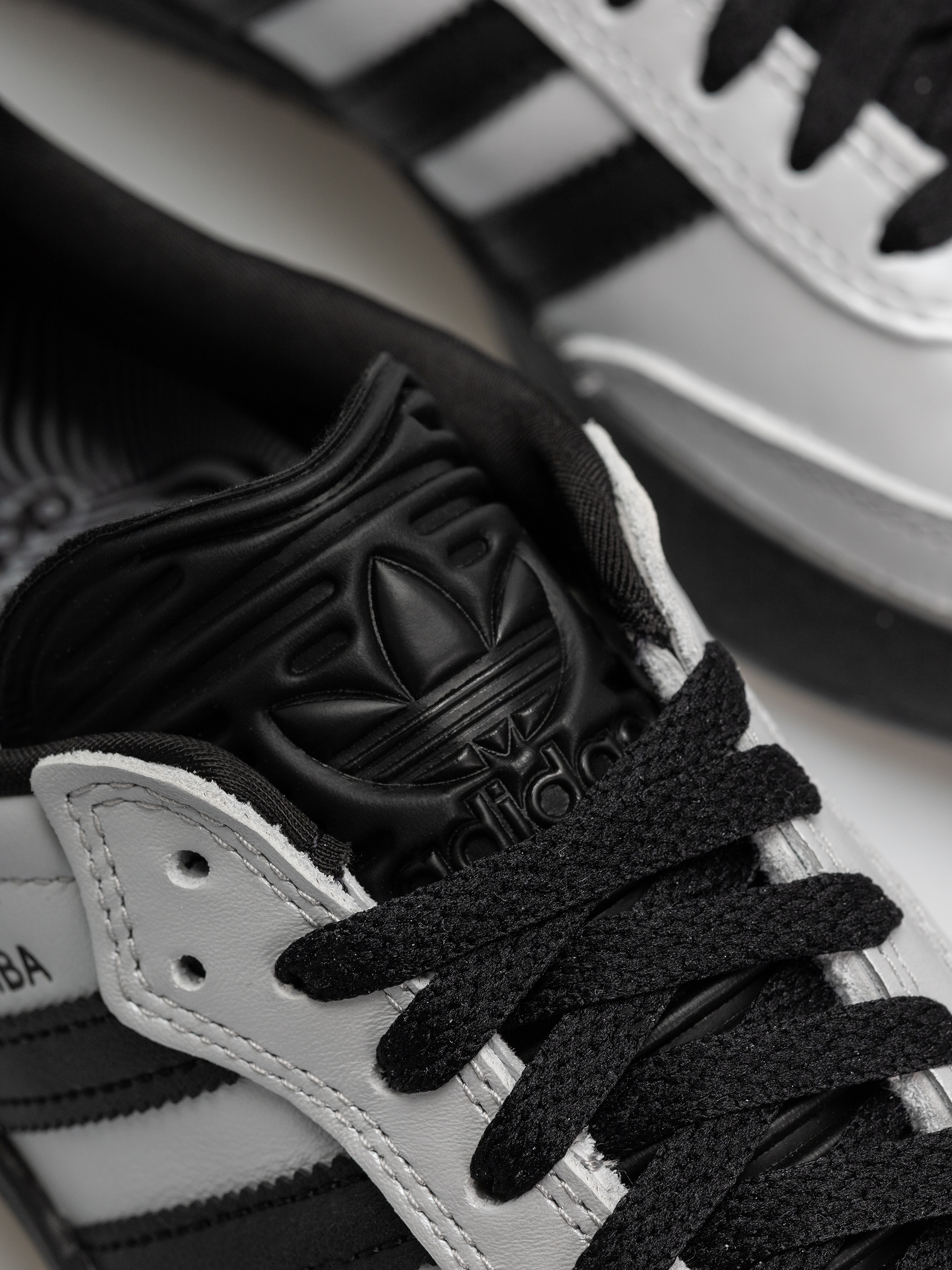 Topánky adidas Puig Samba (silvmt/cblack/cblack)