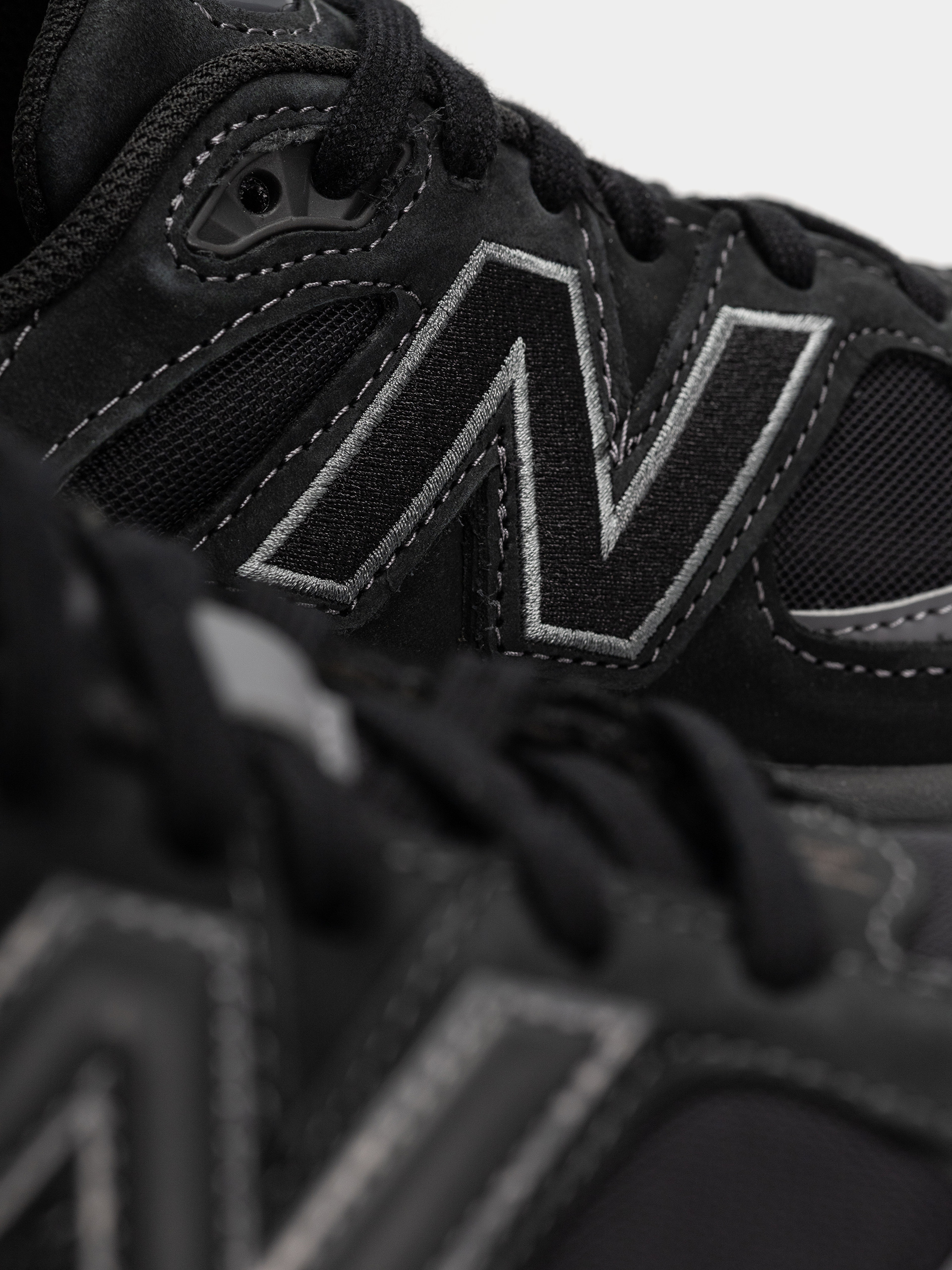 Topánky New Balance 9060 (black/castlerock)