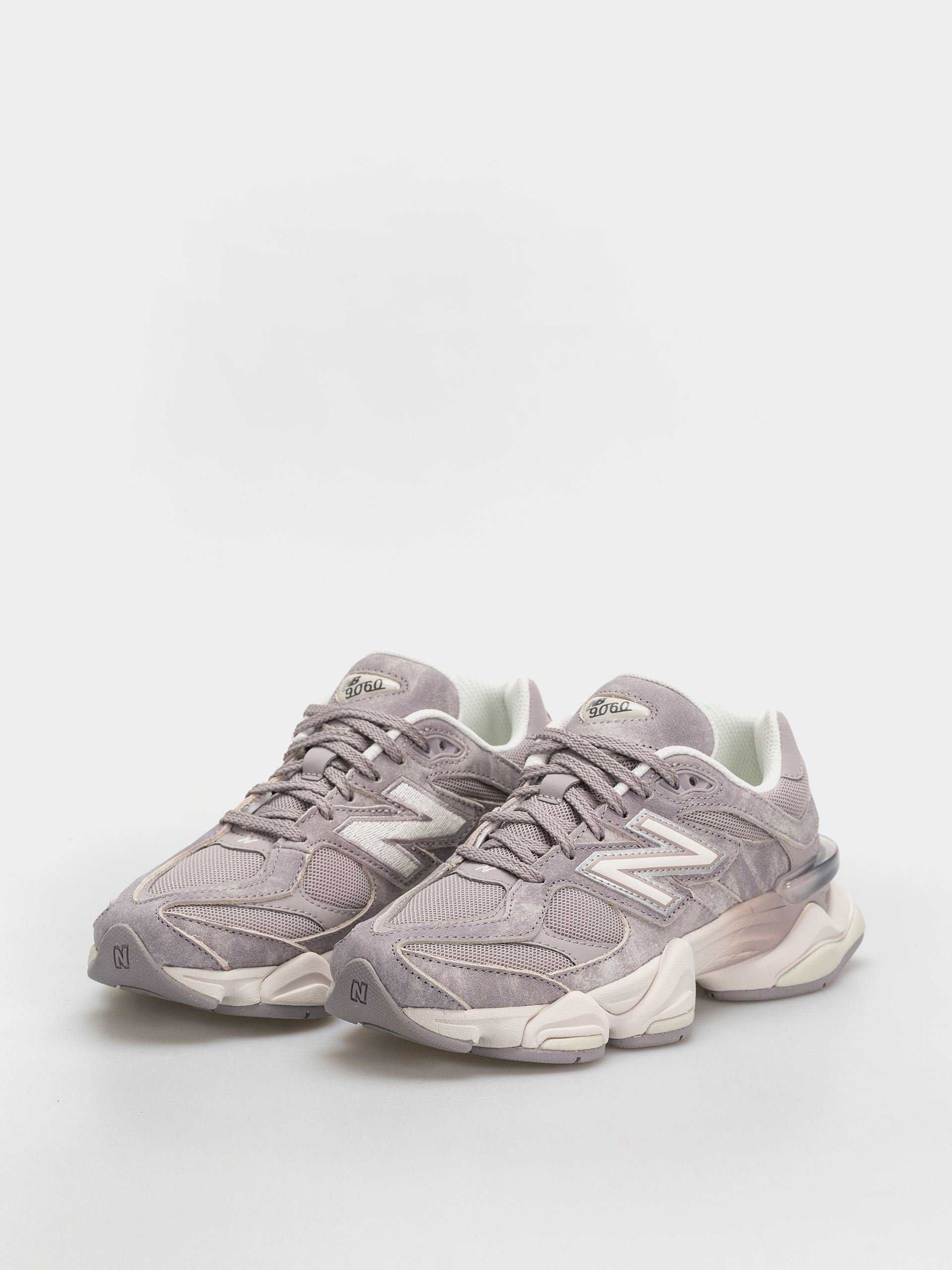 Topánky New Balance 9060 (truffle salt/sea salt)