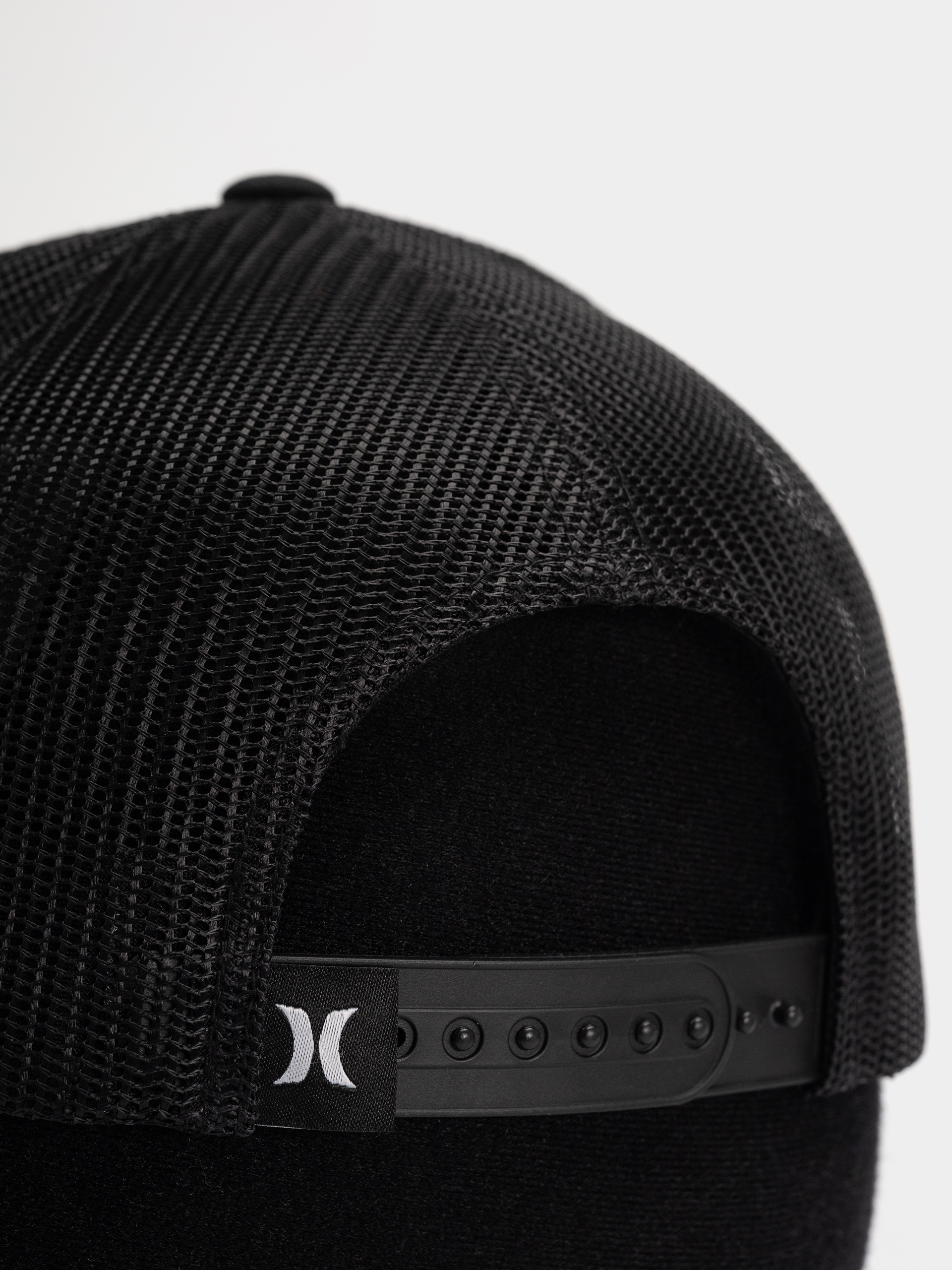 Šiltovka Hurley Wave Haven Trucker (black)