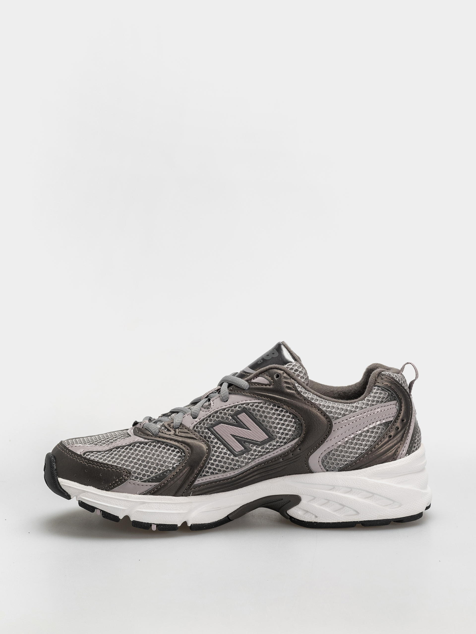 Topánky New Balance 530 (black metallic/truffle salt)
