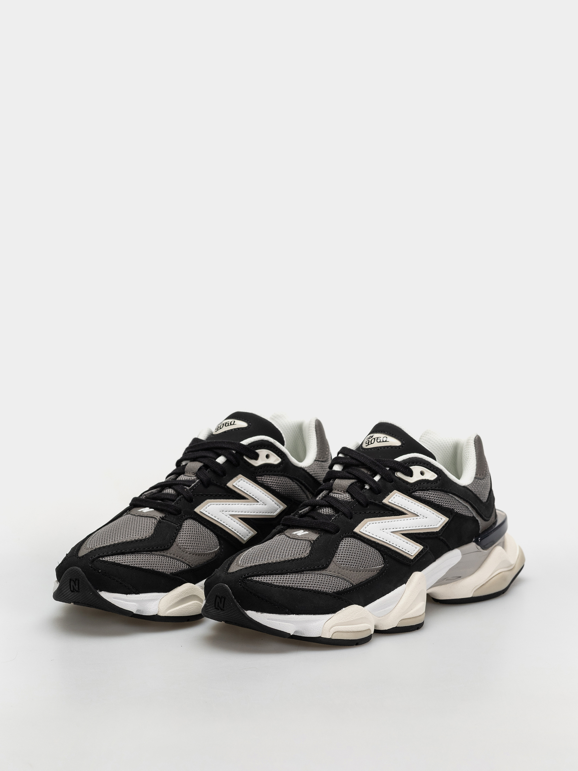 Topánky New Balance 9060 (black/tornado)