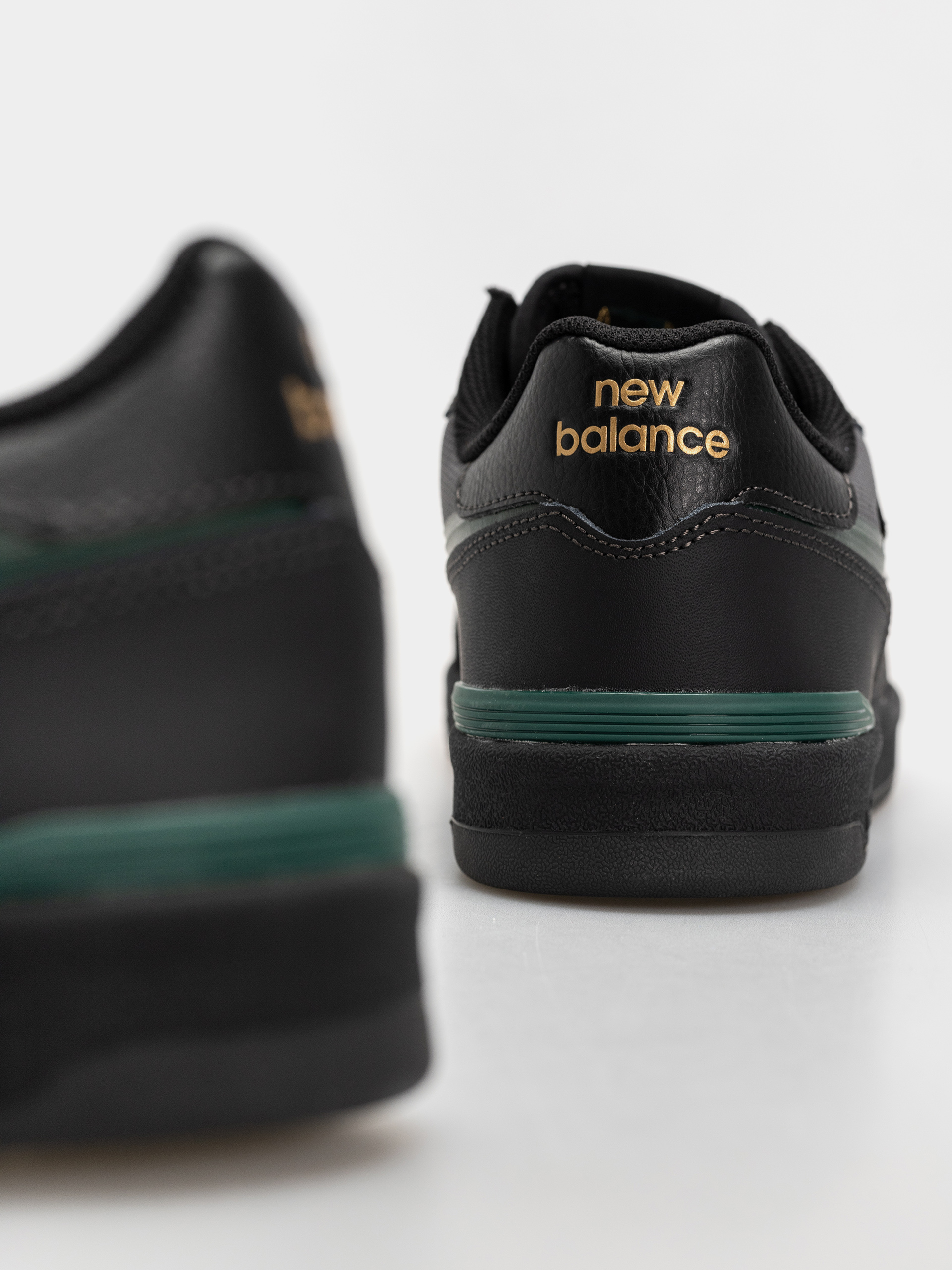 Topánky New Balance 306 (black/nightwatch green)
