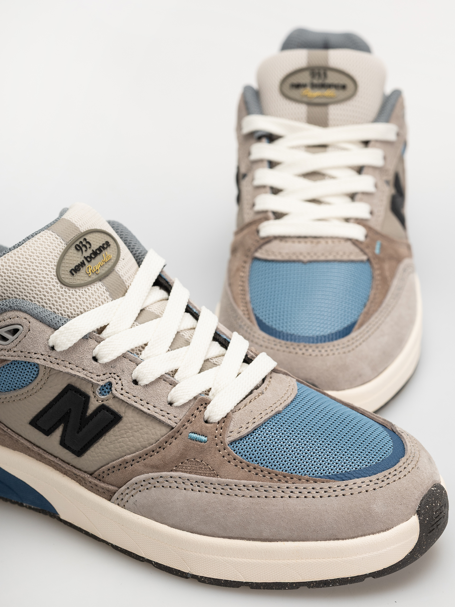 Topánky New Balance 933 (mushroom/still water)